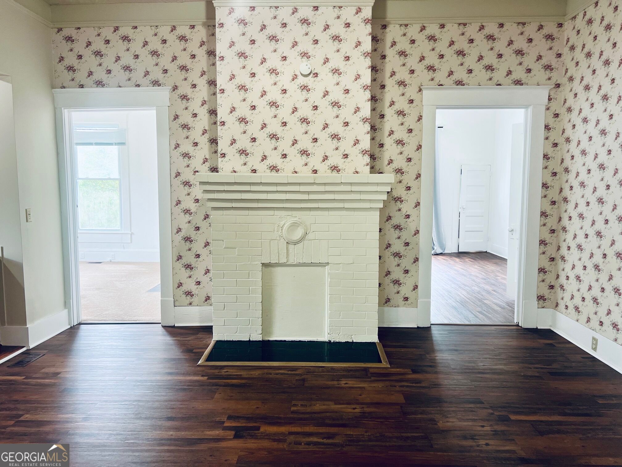 40 S College Street Property Photo 17