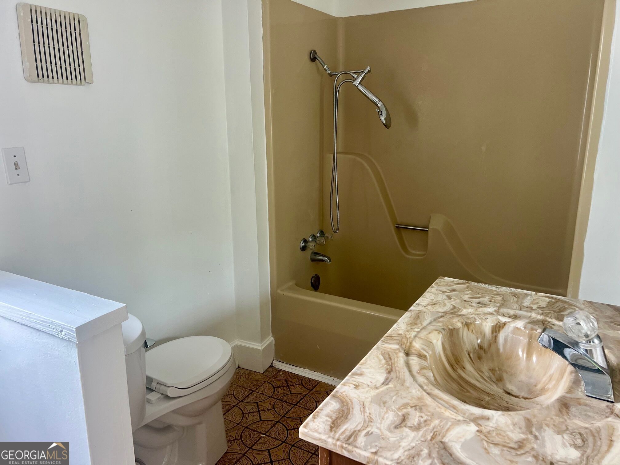 40 S College Street Property Photo 29