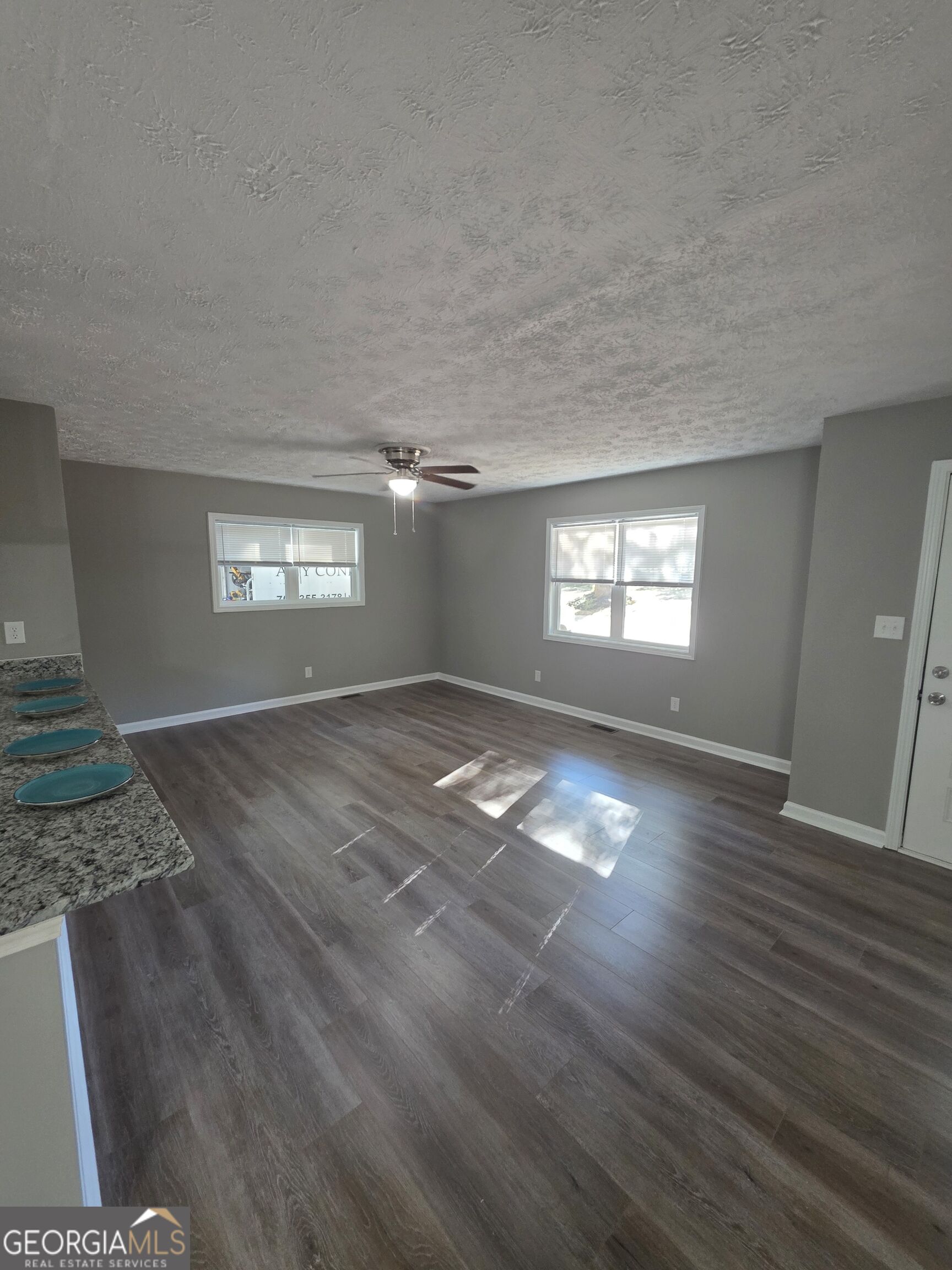 5025 Smokey Road Property Photo 2