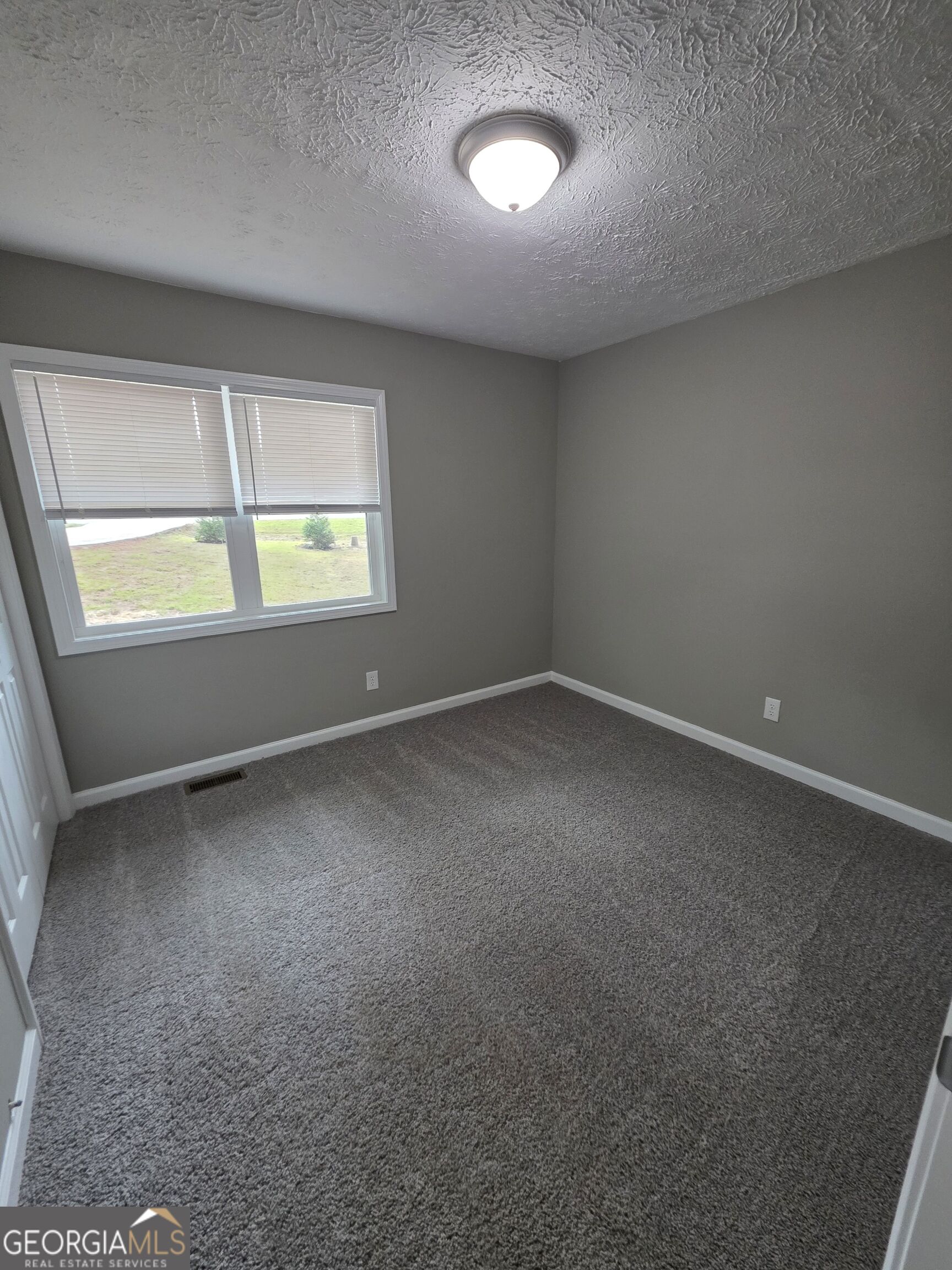 5025 Smokey Road Property Photo 10