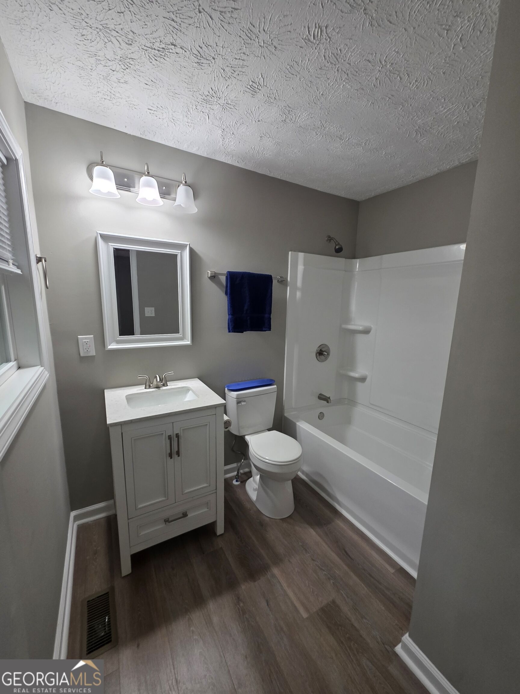 5025 Smokey Road Property Photo 11