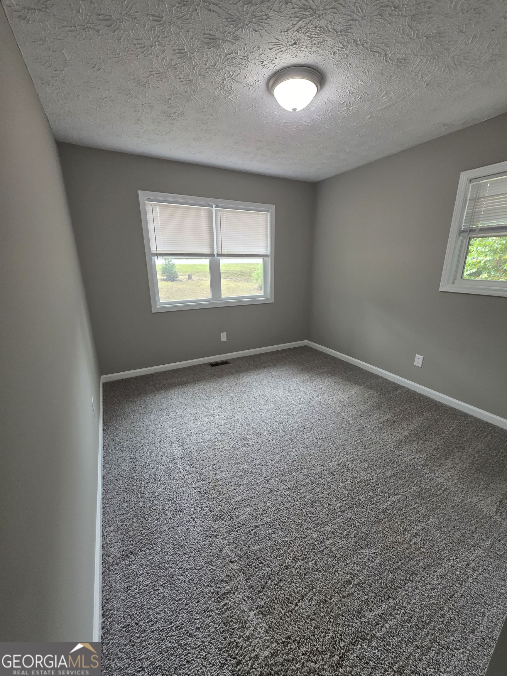 5025 Smokey Road Property Photo 12