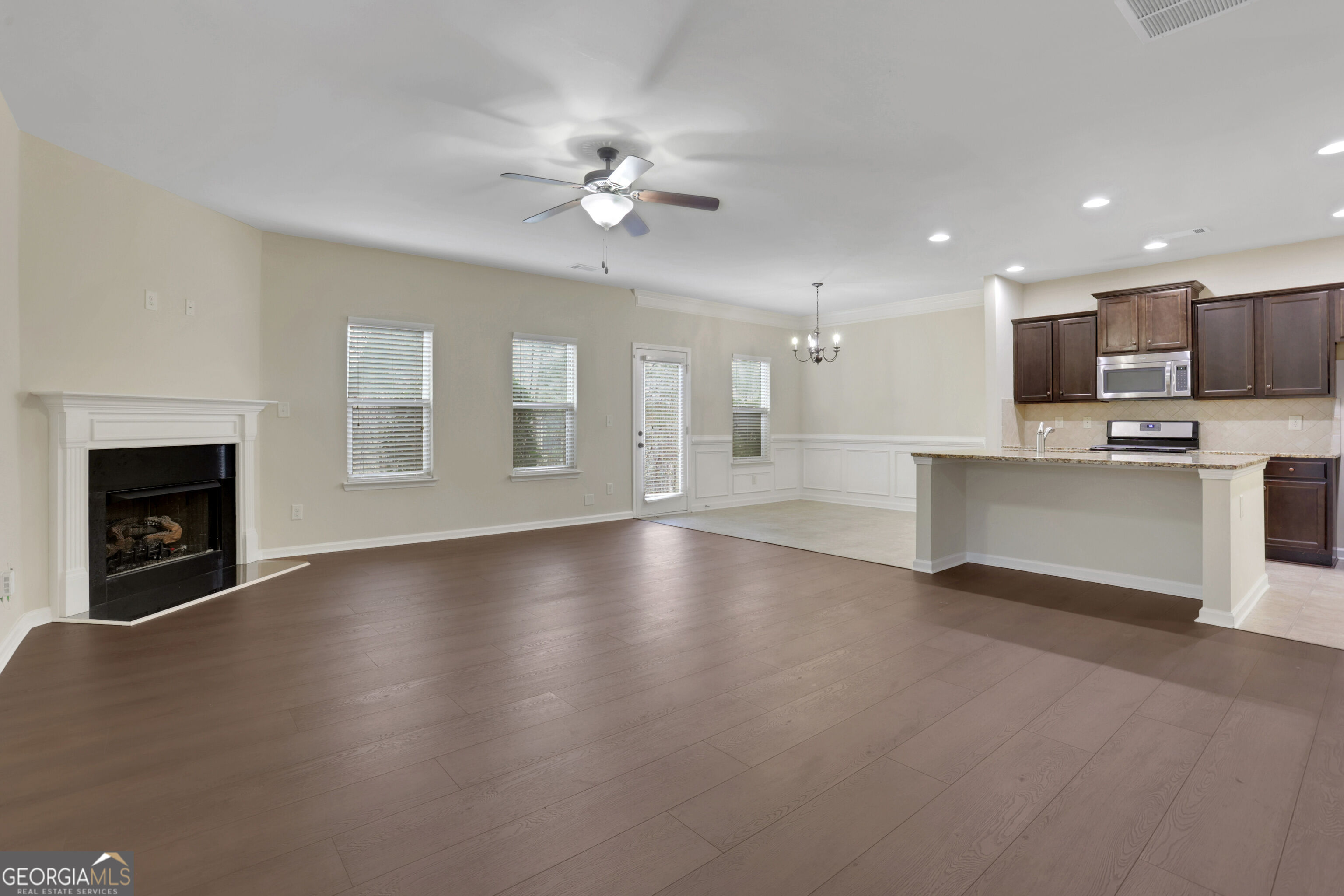 2521 Morgan Chase Drive Property Photo 3
