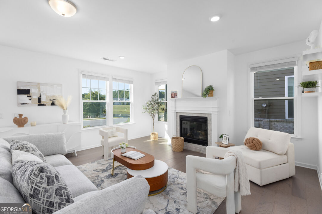 4501 Encore Boulevard Property Photo 3