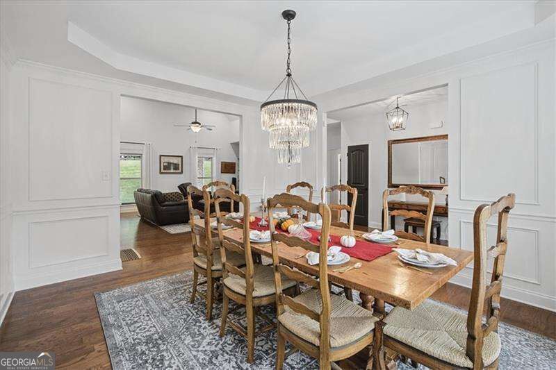 32 Meadow View Glen Property Photo 10