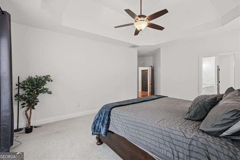 32 Meadow View Glen Property Photo 23