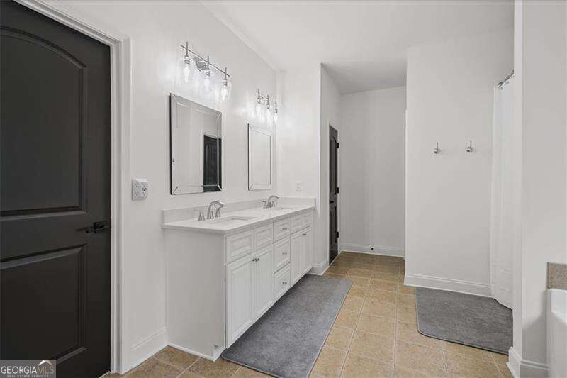32 Meadow View Glen Property Photo 52