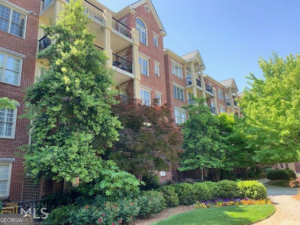 1735 Peachtree Street # 212 Property Photo 4