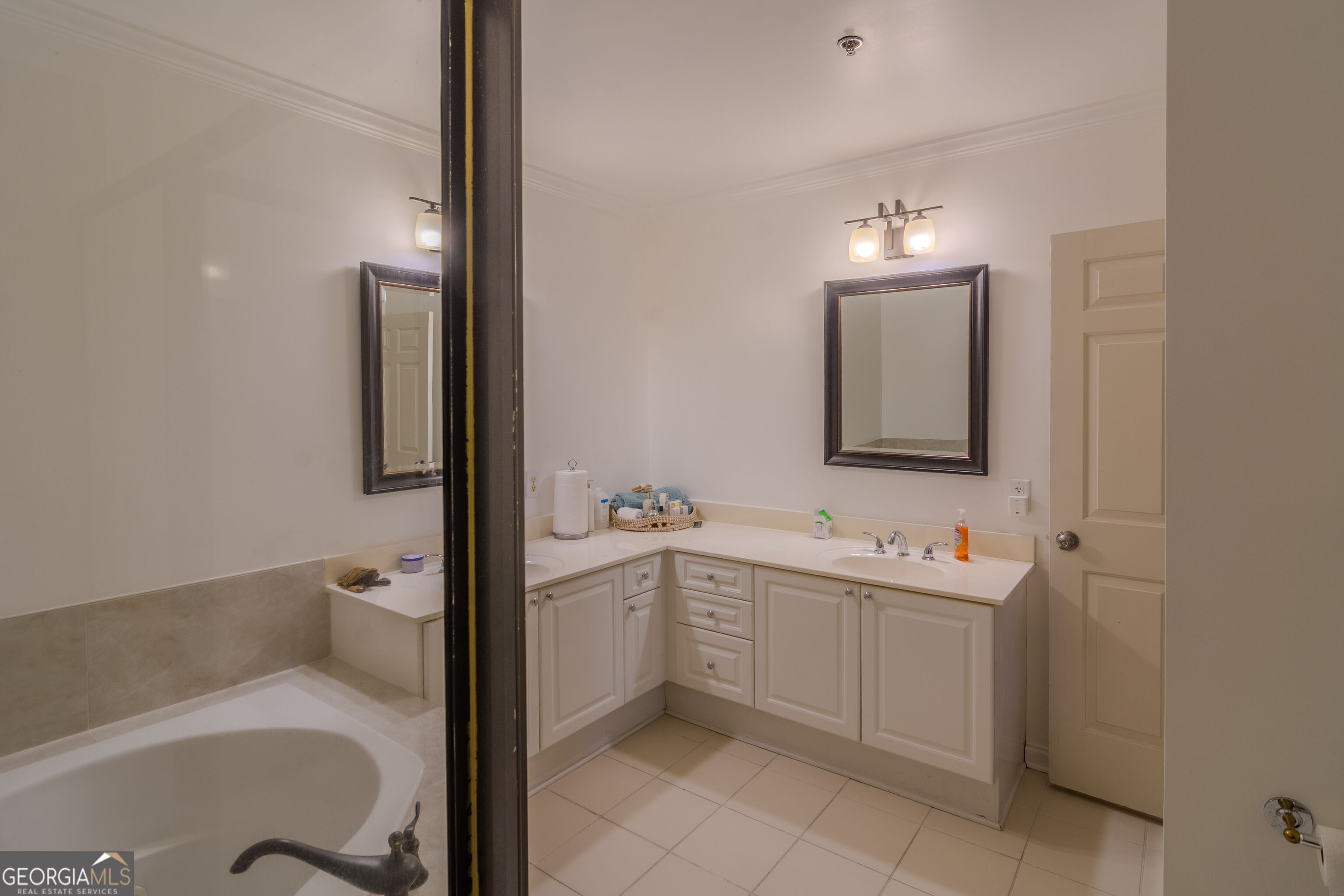 1735 Peachtree Street # 212 Property Photo 25