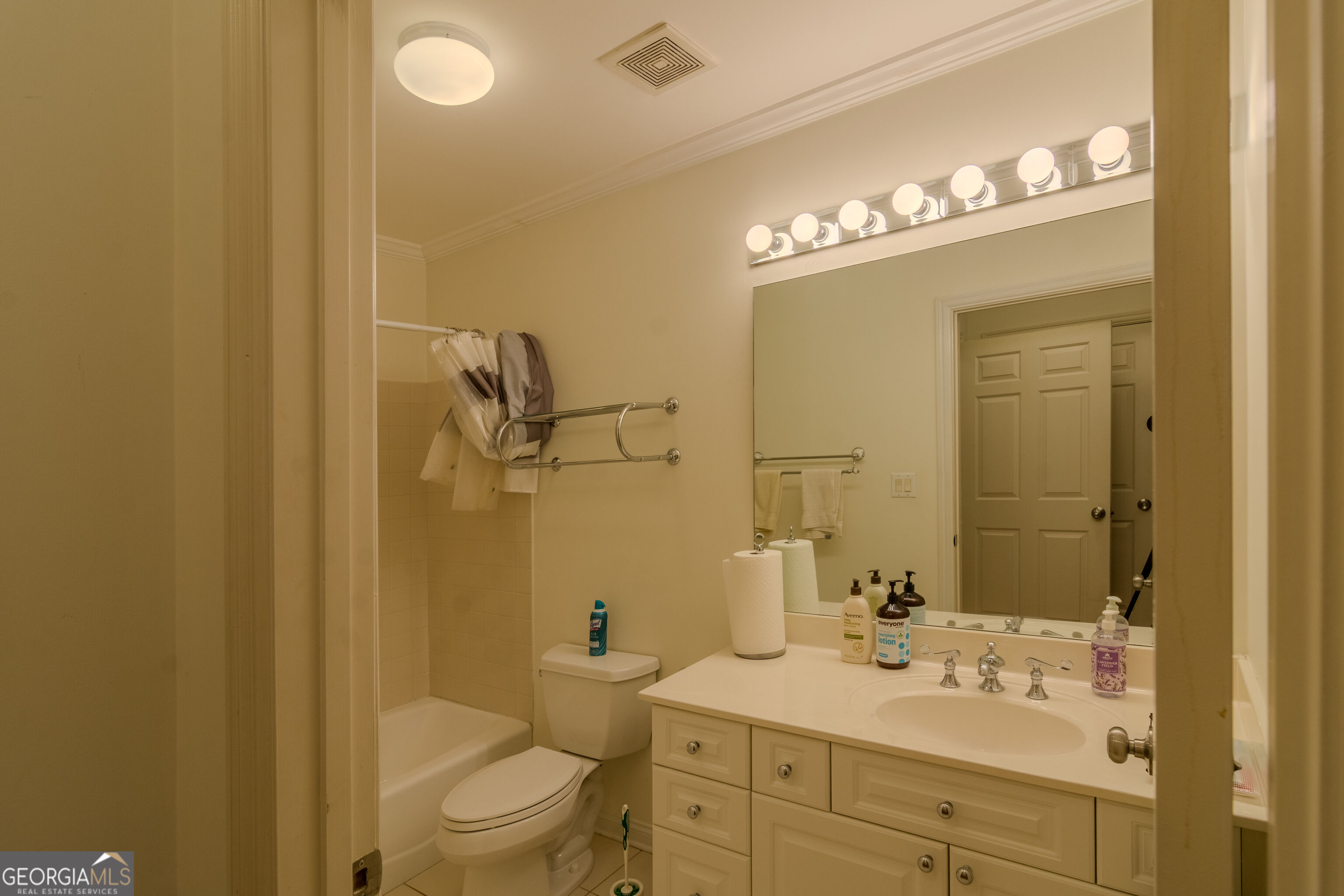 1735 Peachtree Street # 212 Property Photo 30