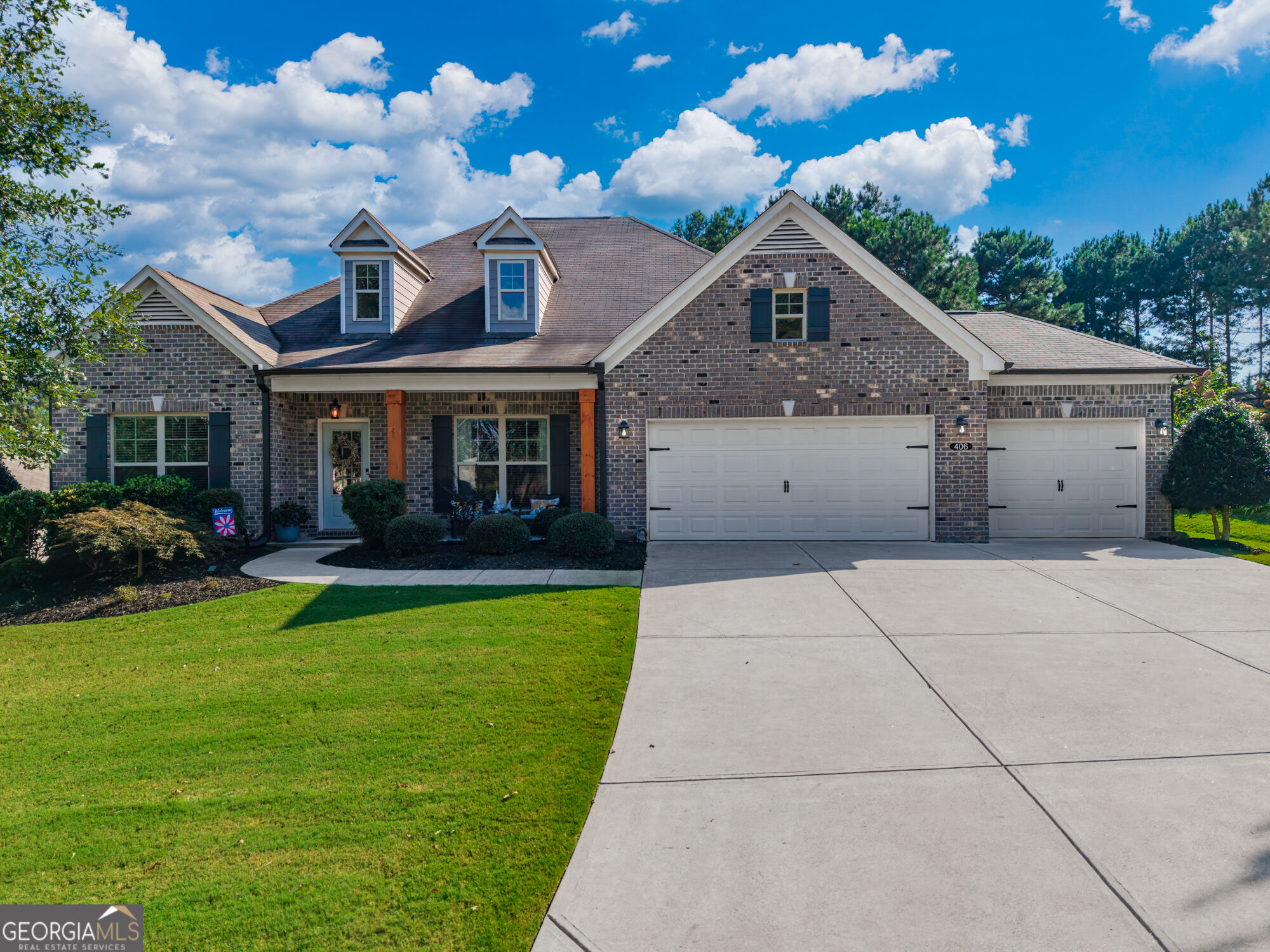 406 Acorn Run Property Photo 1