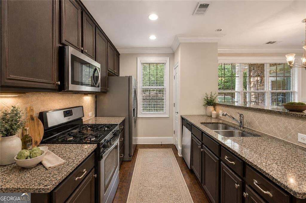 2300 Peachford Road # 4002 Property Photo 12