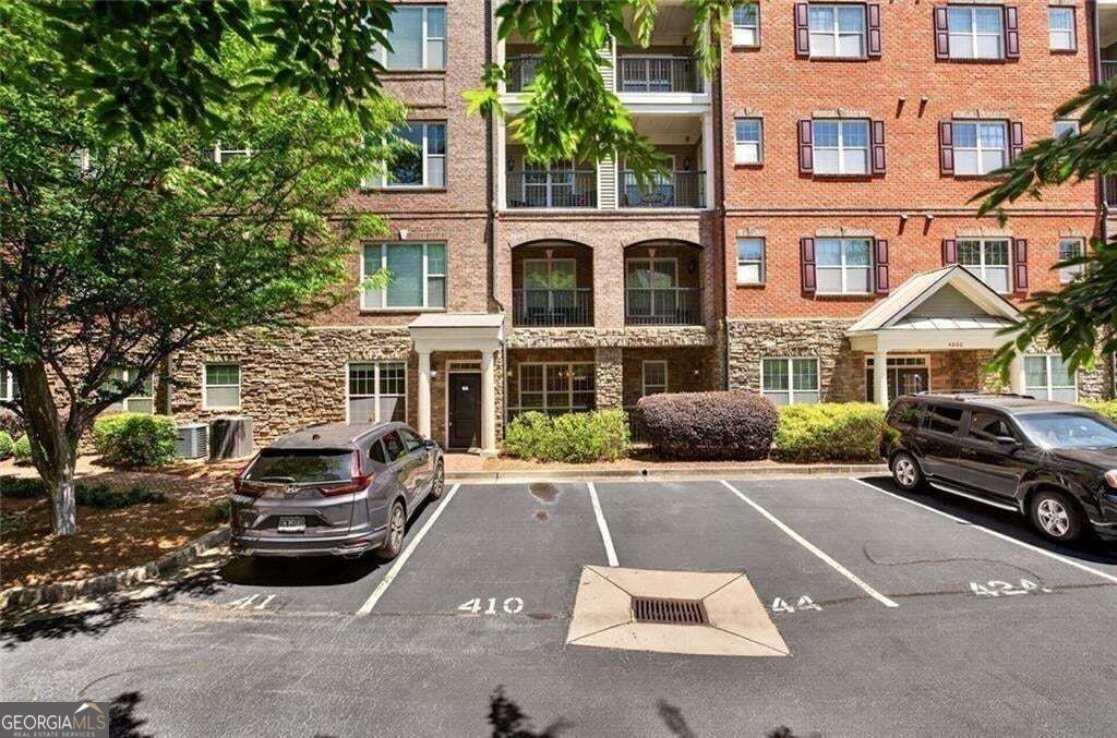 2300 Peachford Road # 4002 Property Photo 27