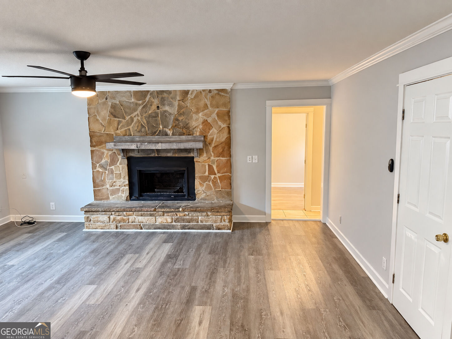 2141 Blain Street Property Photo 7