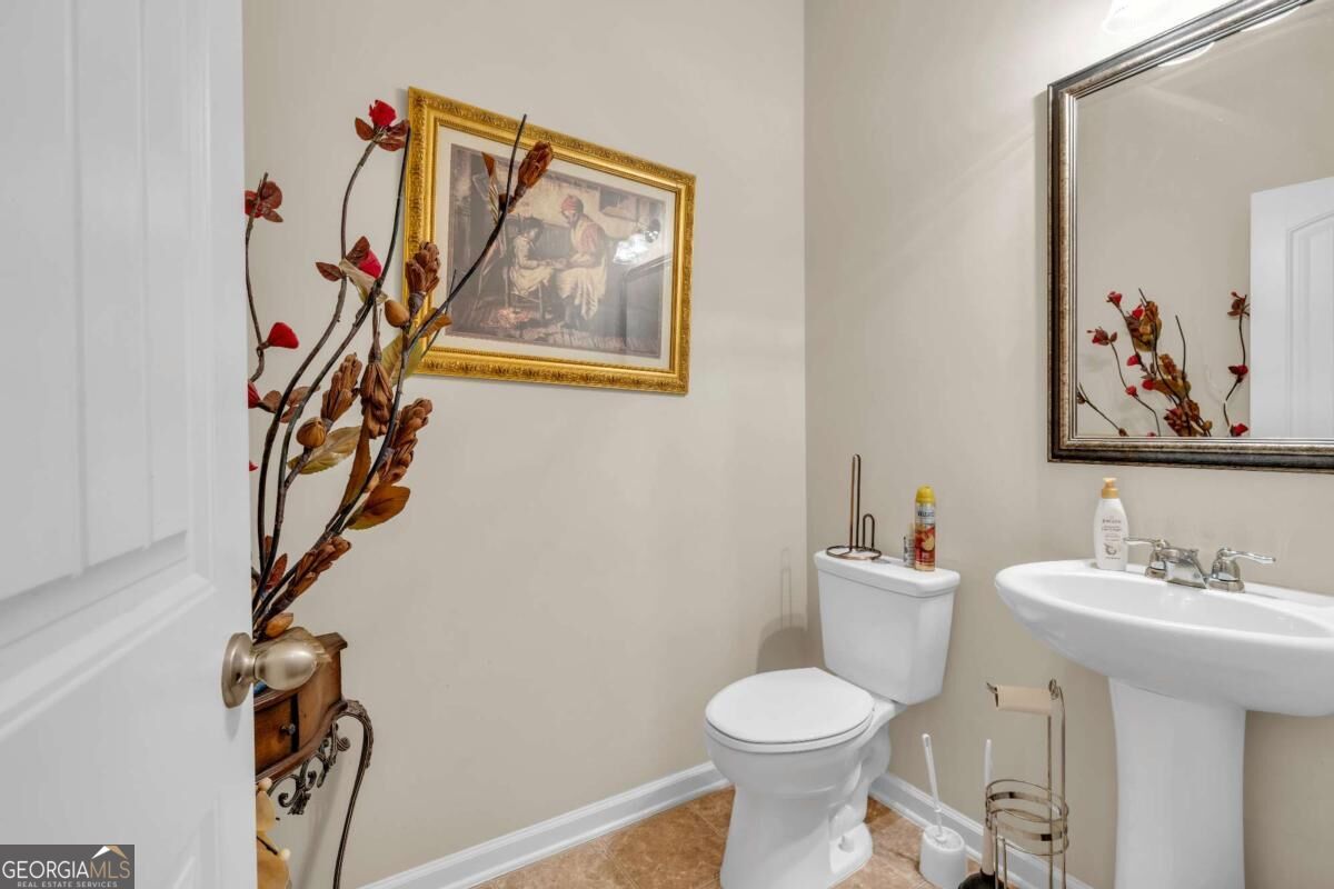7736 Old Thyme Road Property Photo 9