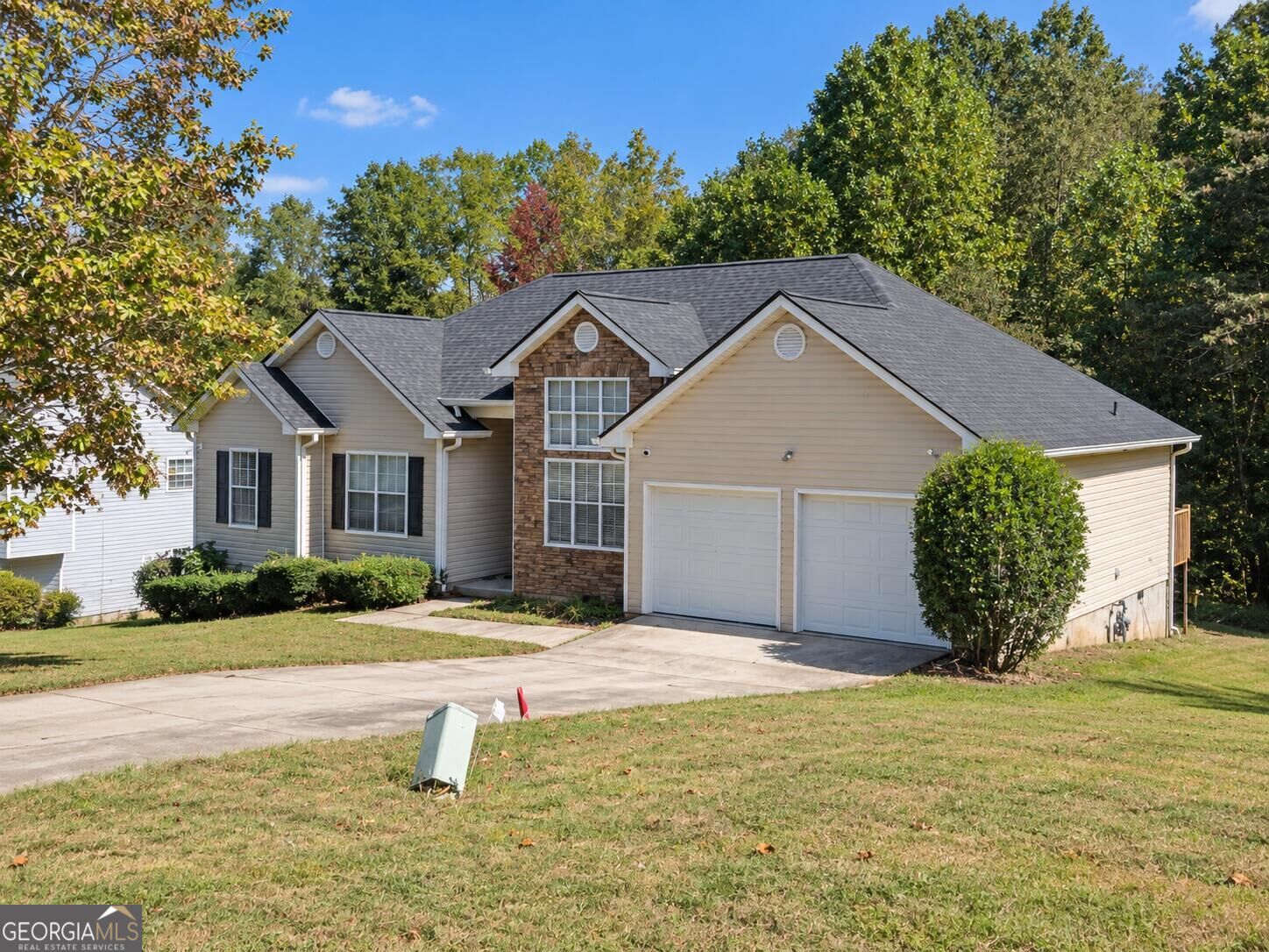 10944 Knotty Pine Place Property Photo 1
