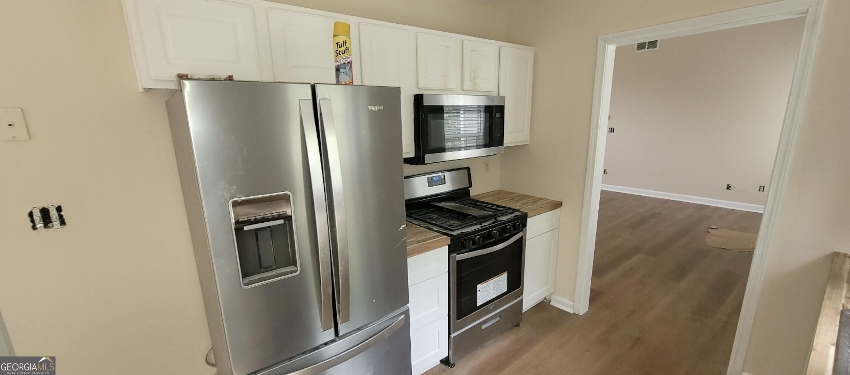 10944 Knotty Pine Place Property Photo 2