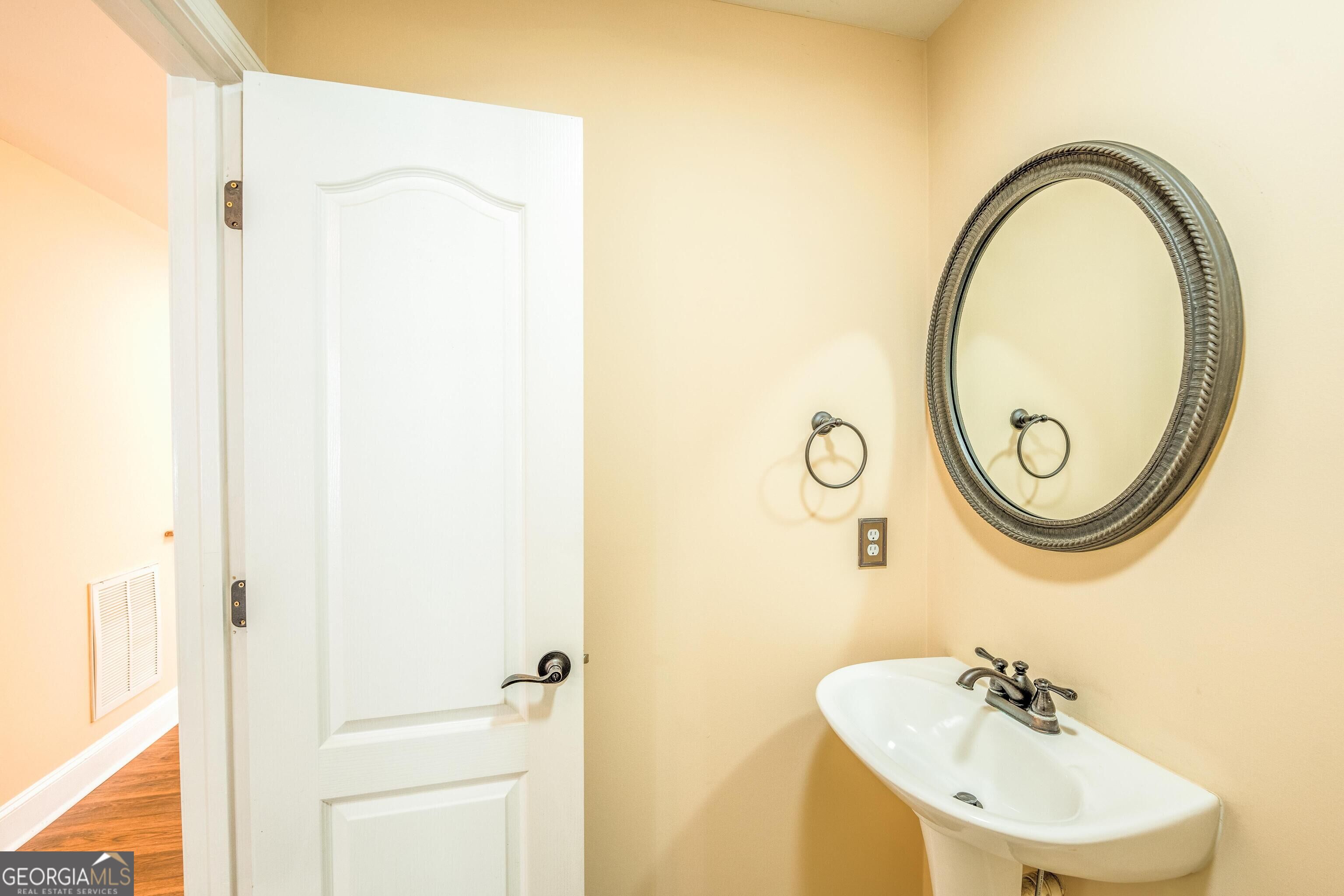 5629 Bald Ridge Trail Property Photo 10