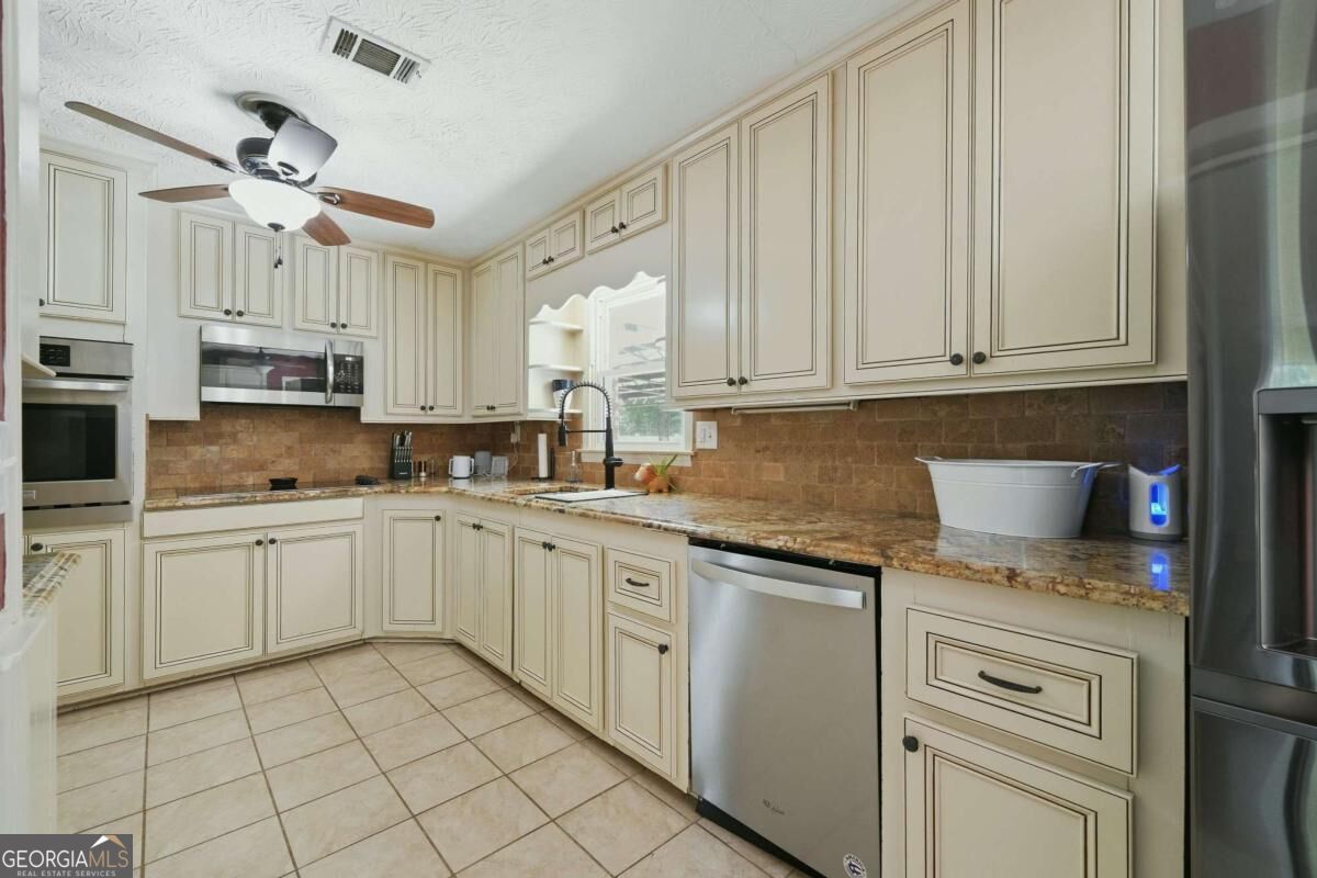 234 Crumbley Road Property Photo 9