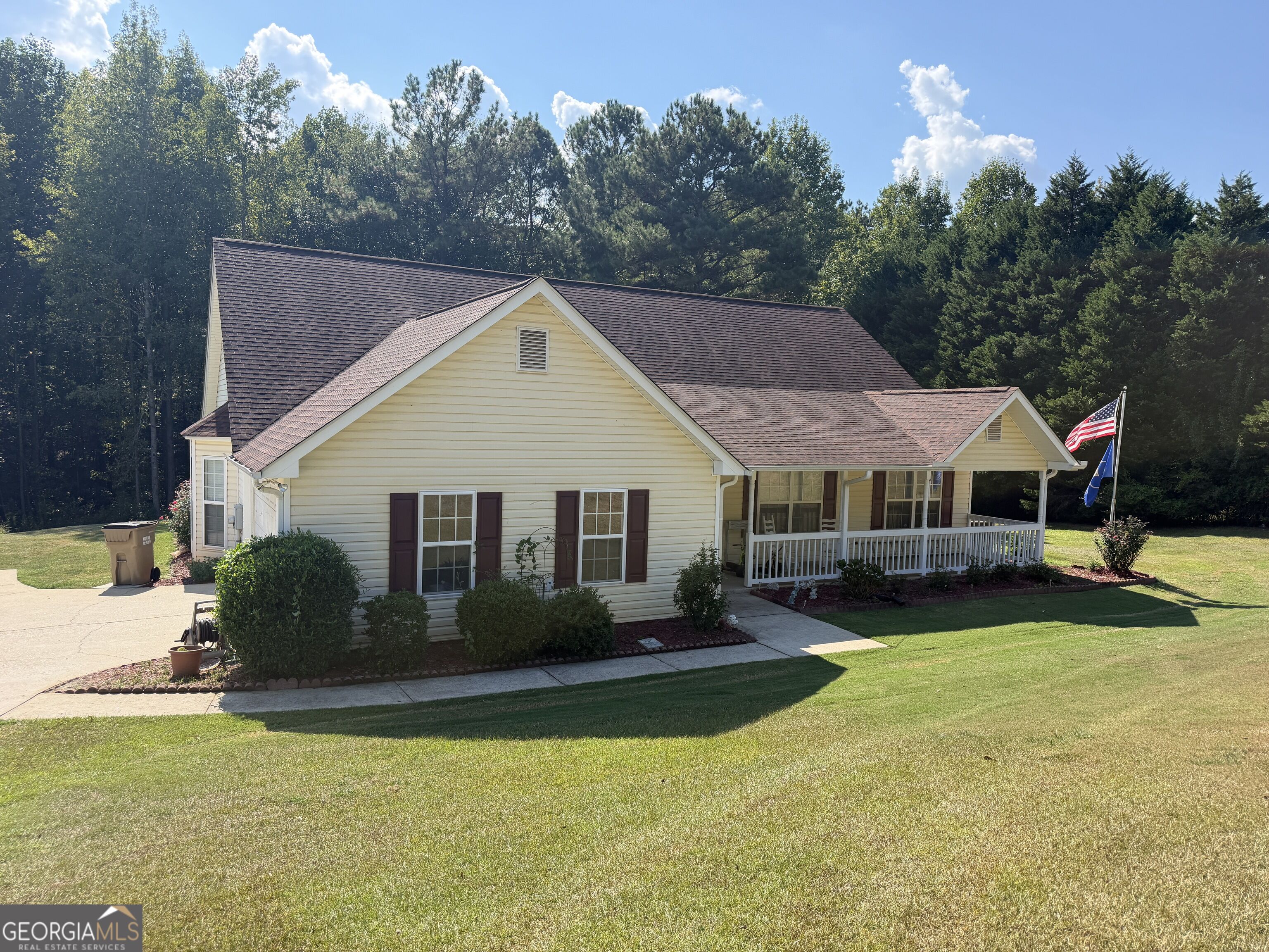 406 Arrowhatchee Drive Property Photo 1