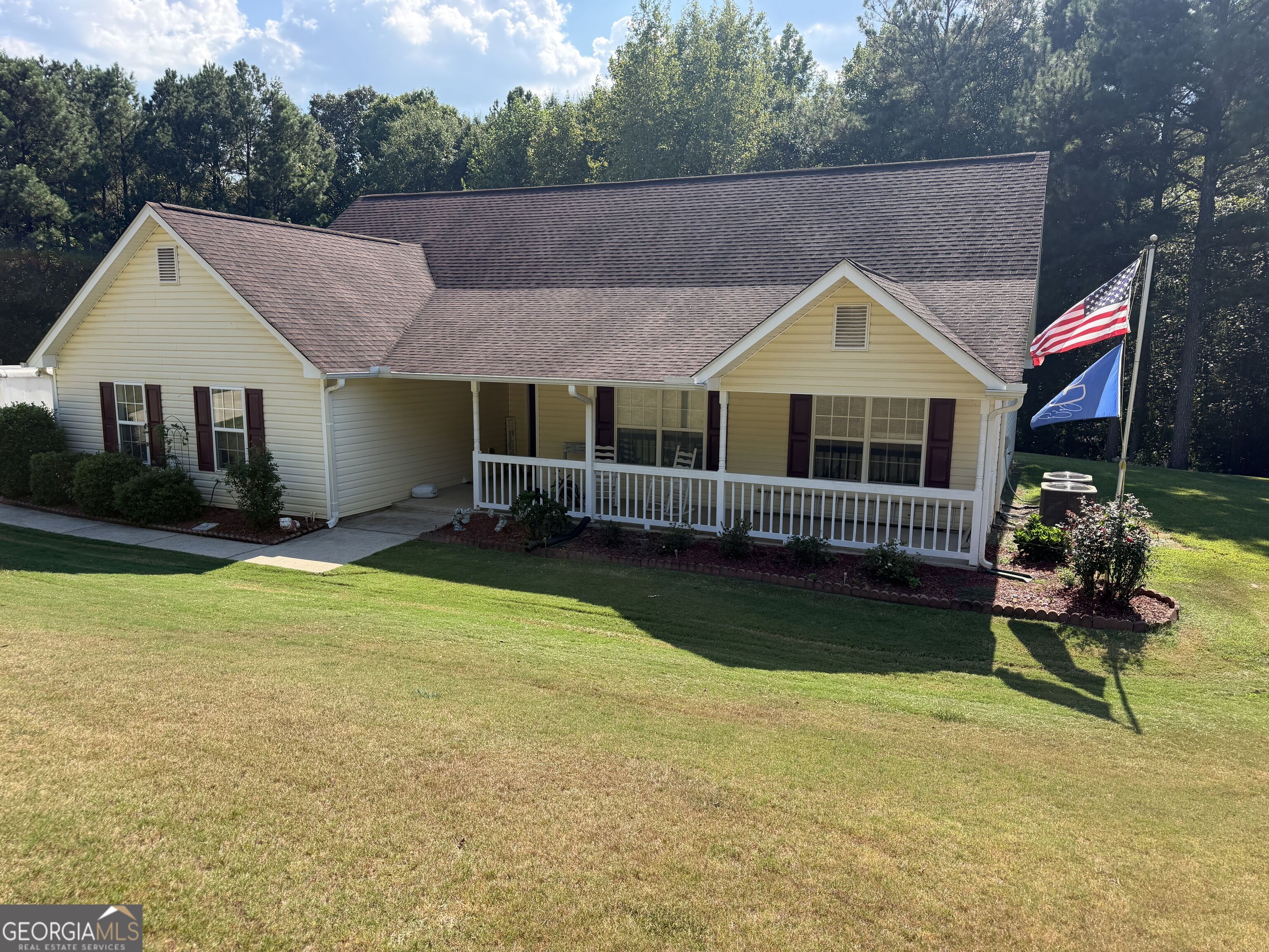 406 Arrowhatchee Drive Property Photo 2