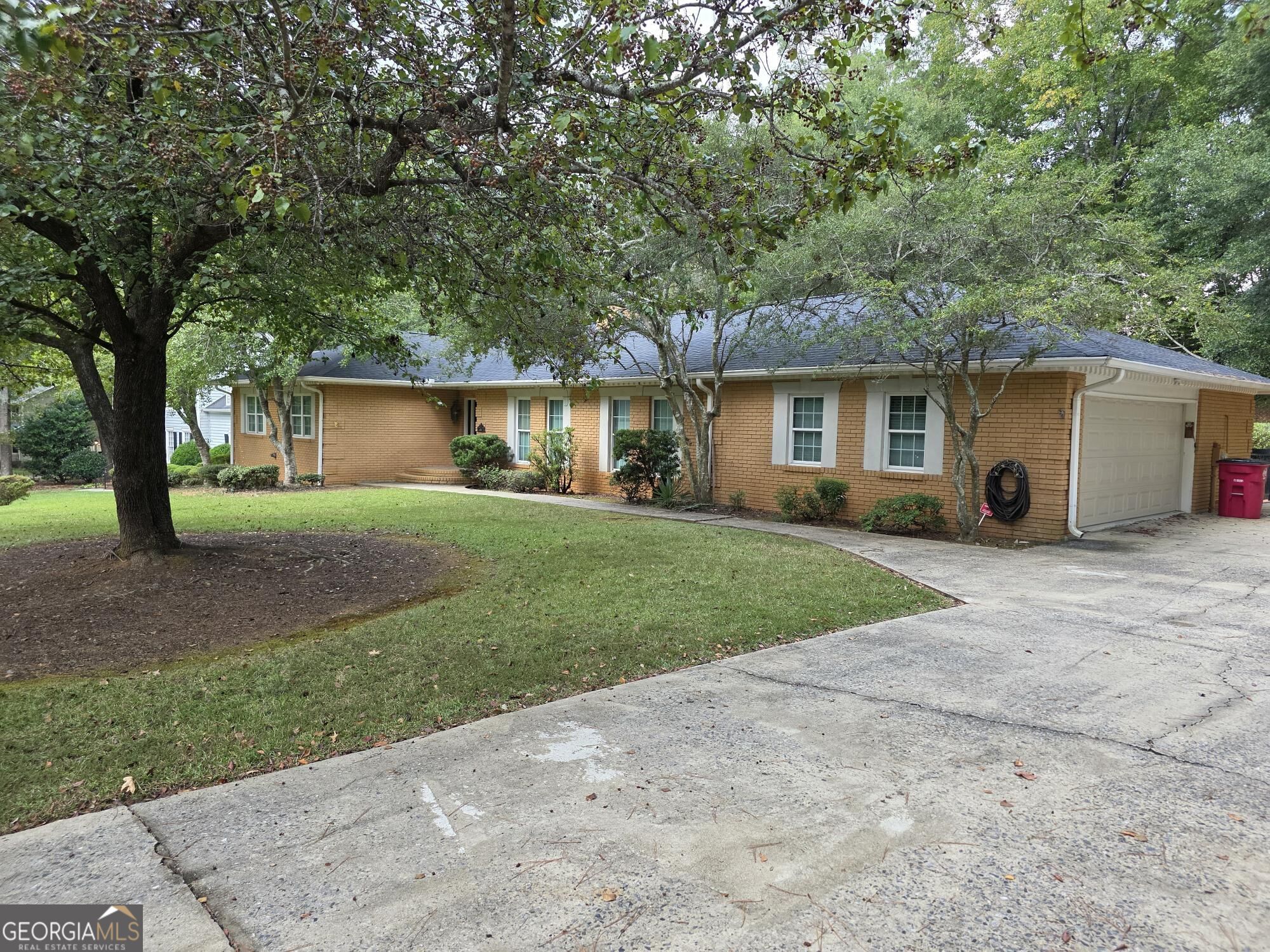 350 Castlegate Road Property Photo 2