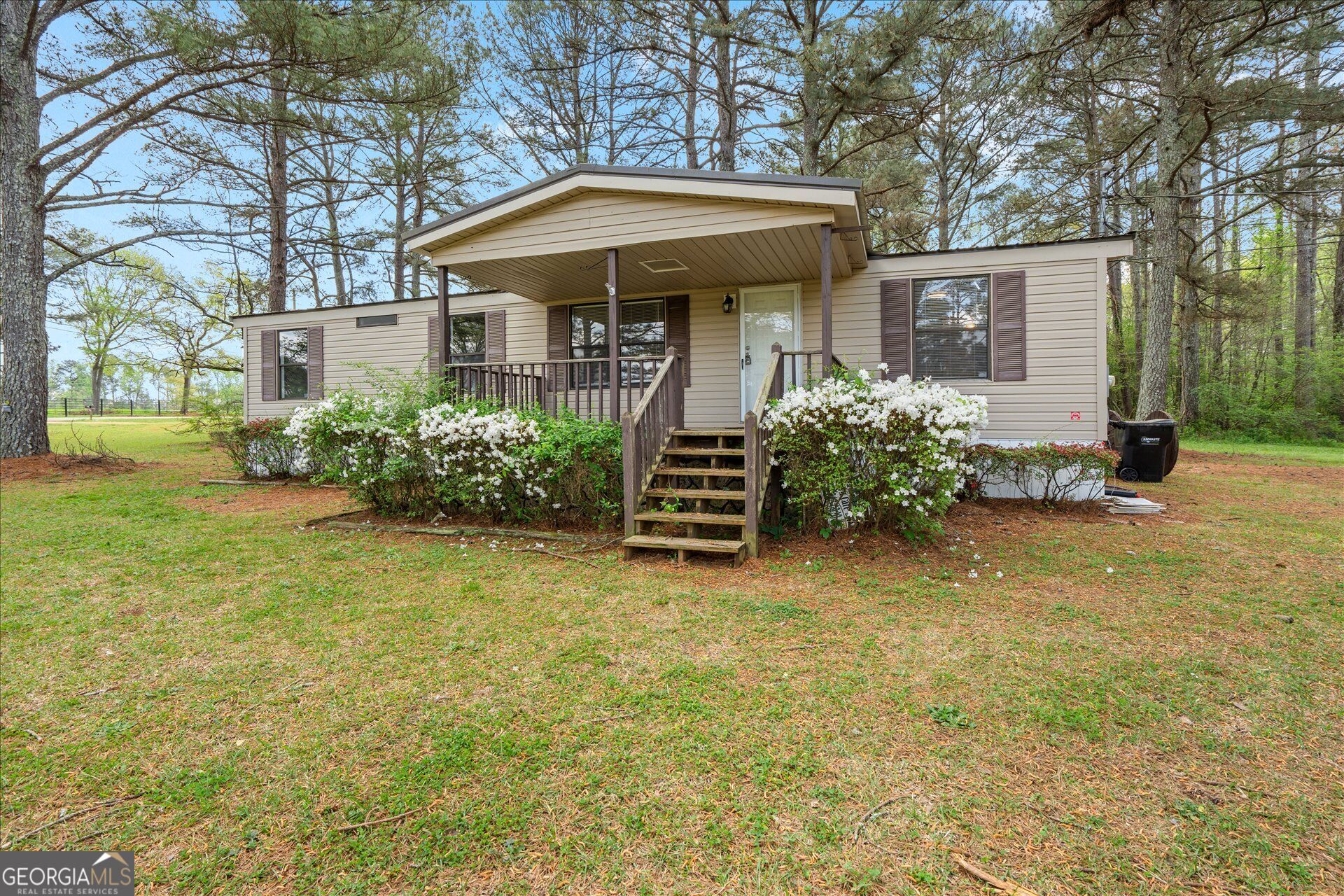 2075 Louina Road Property Photo 1