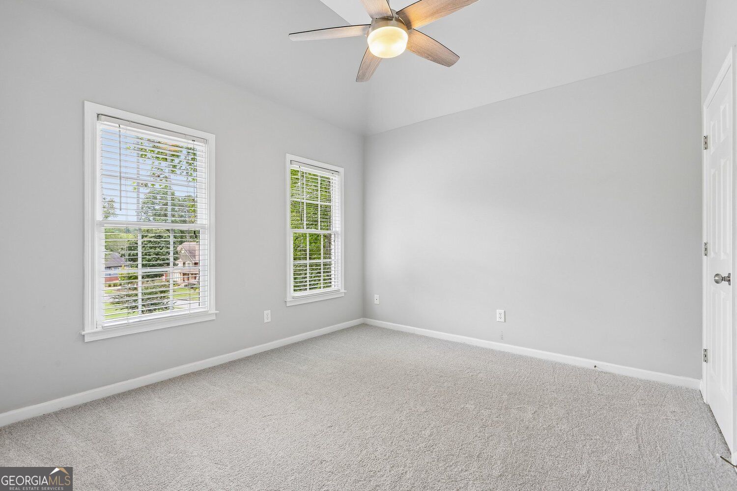 233 Jeffrey Drive Property Photo 43