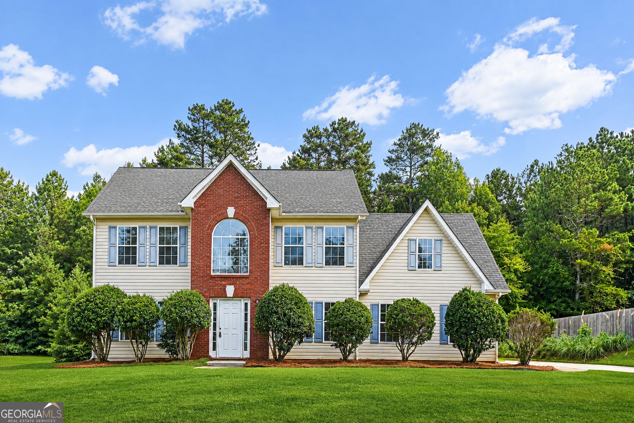 9426 Carnes Crossing Circle Property Photo 1