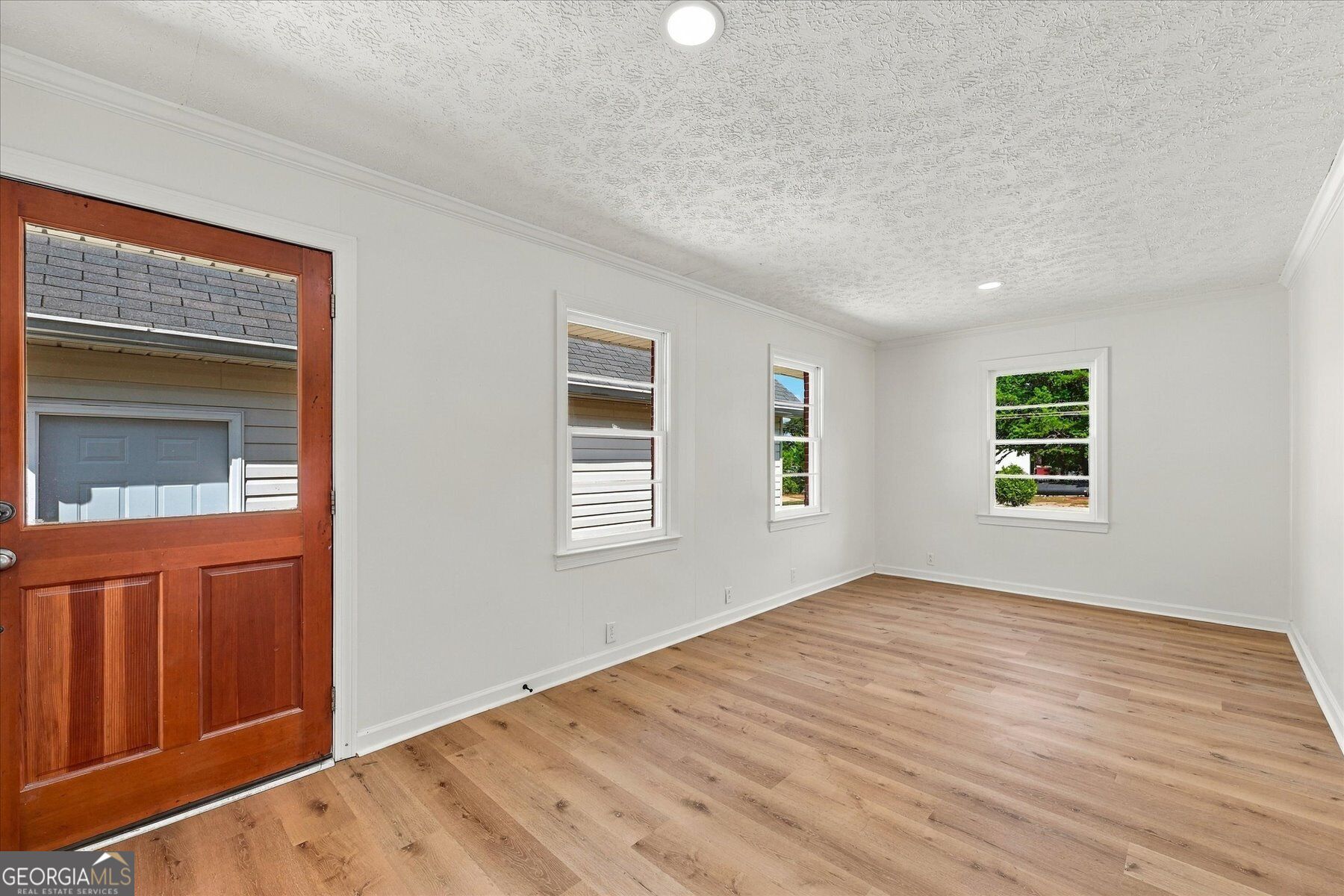 2631 Whitney Road Property Photo 24