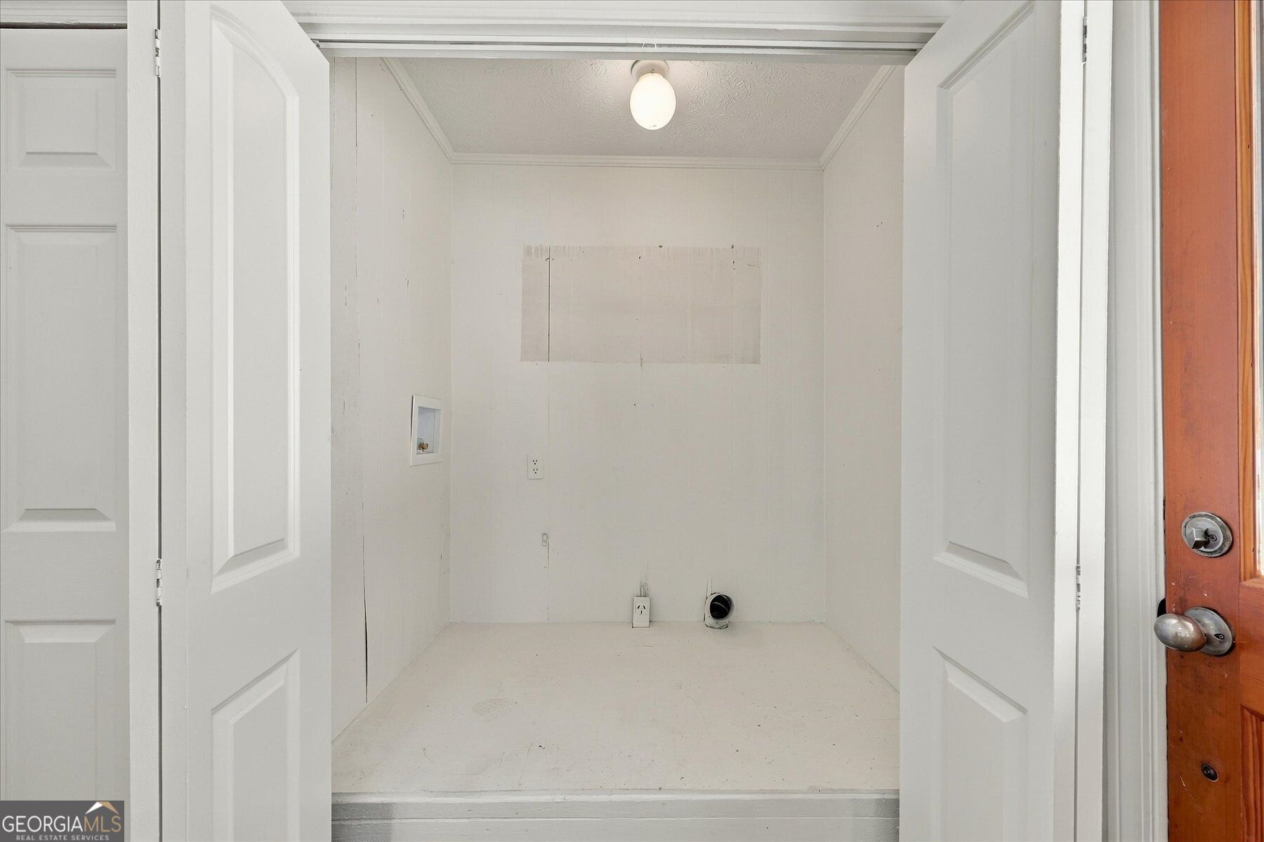 2631 Whitney Road Property Photo 26
