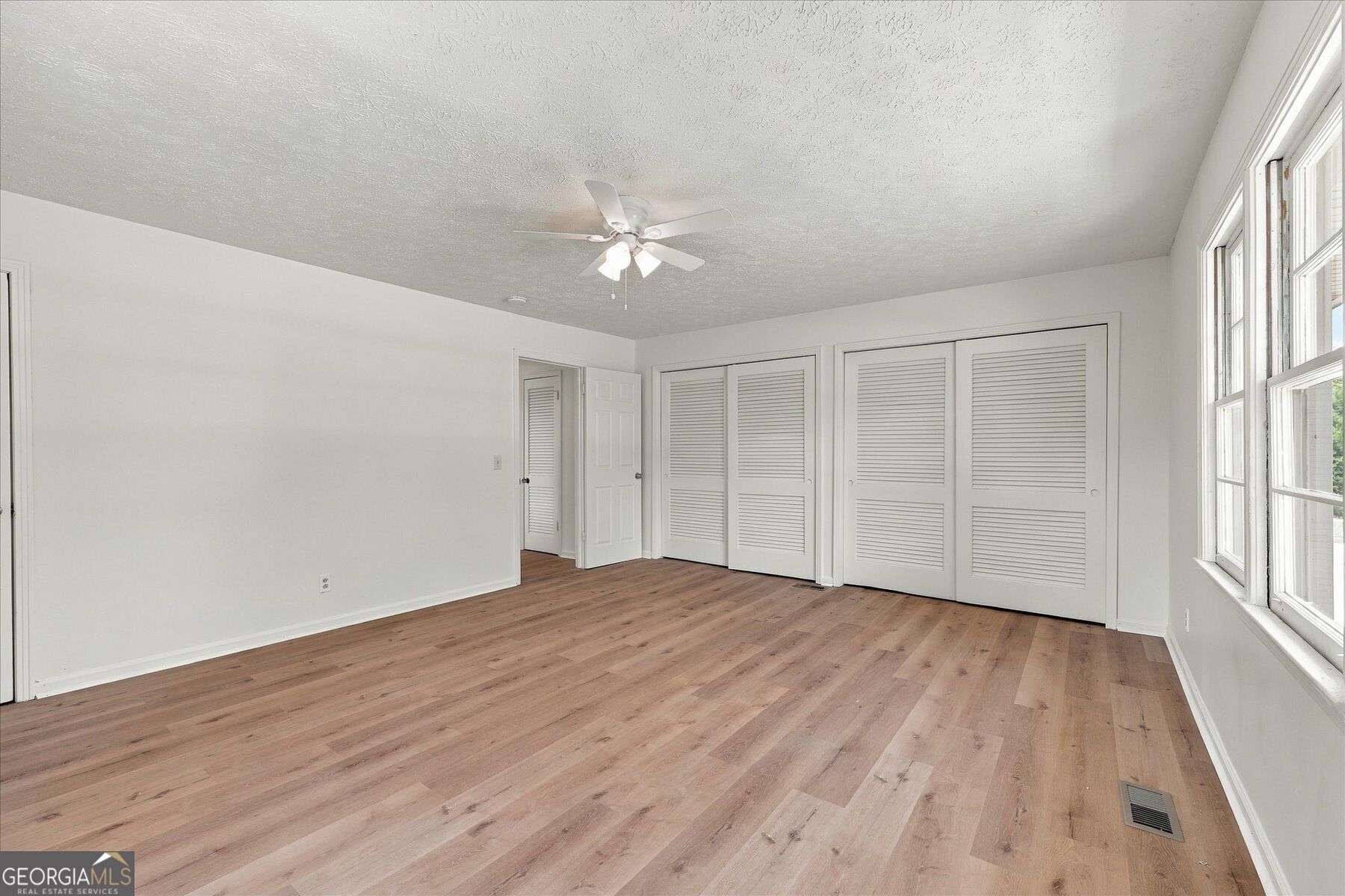 2631 Whitney Road Property Photo 33