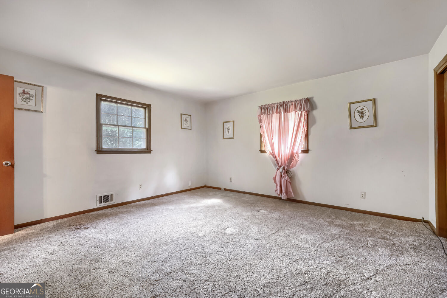 3435 Spring Valley Boulevard Property Photo 14