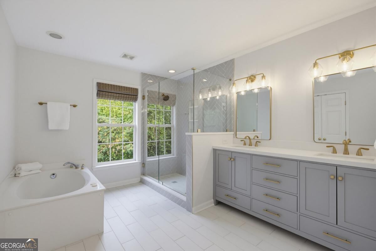 2587 Bridlewood Lane Se Property Photo 60