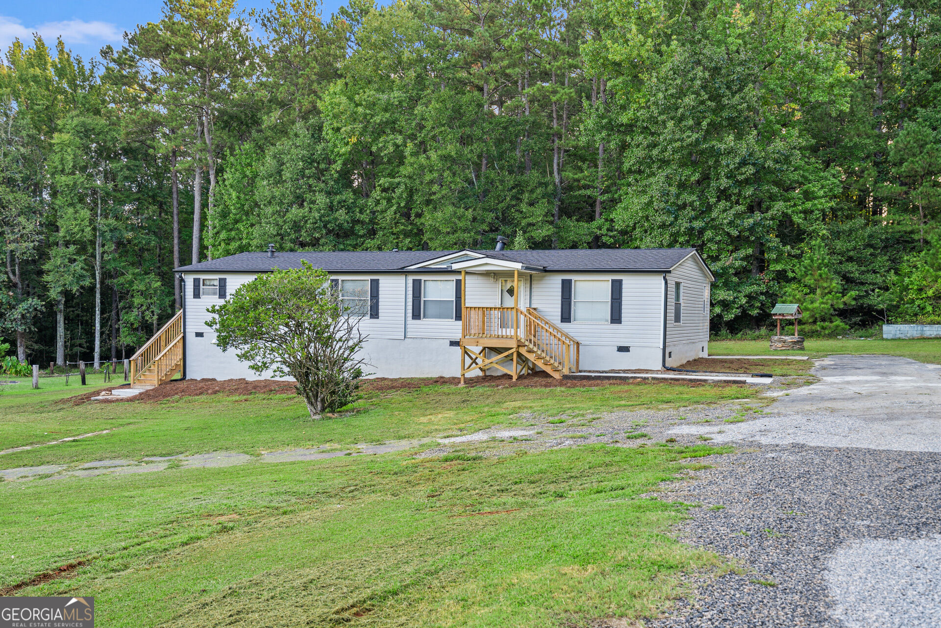 1089 Cannon Farm Road Property Photo 1