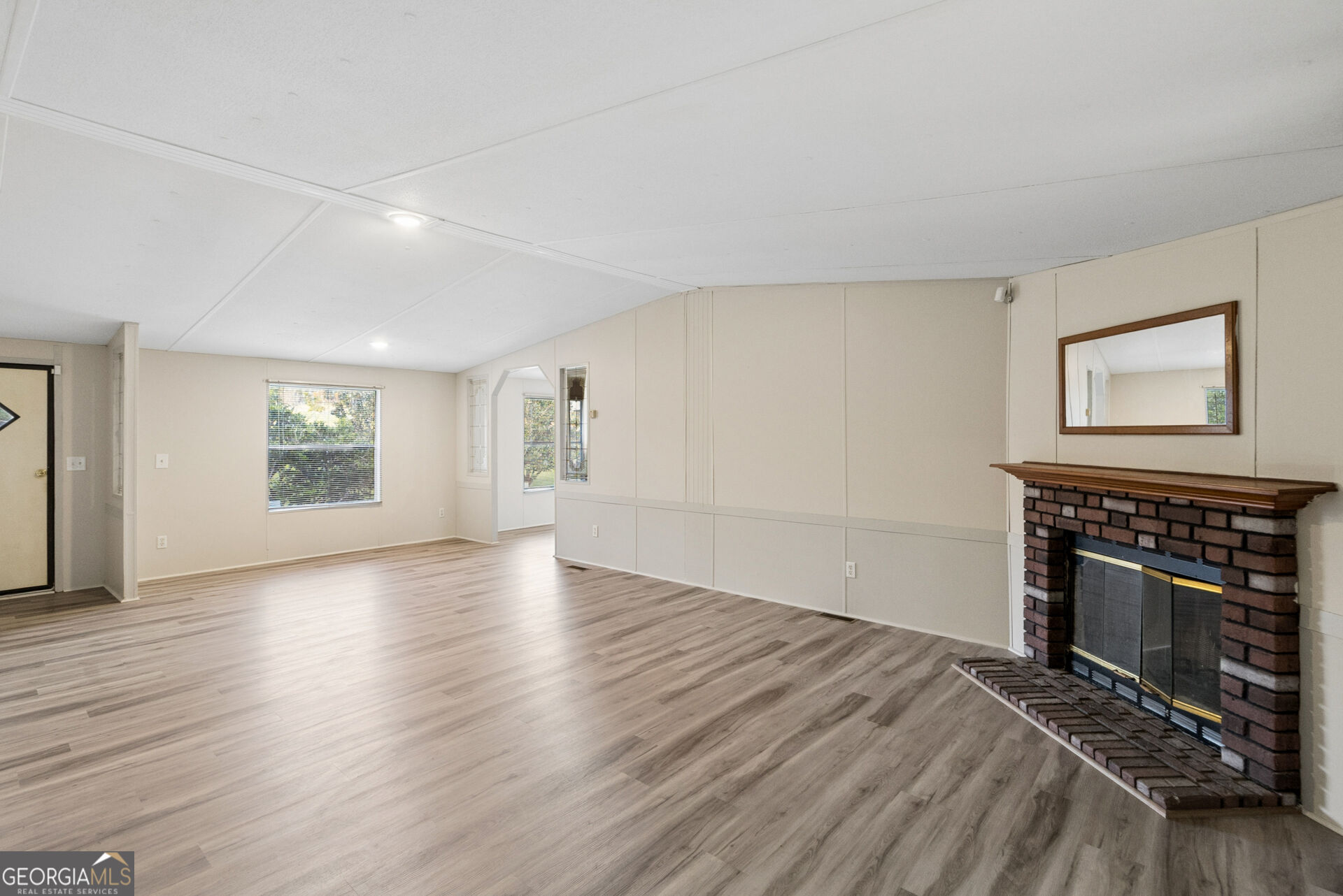 1089 Cannon Farm Road Property Photo 8