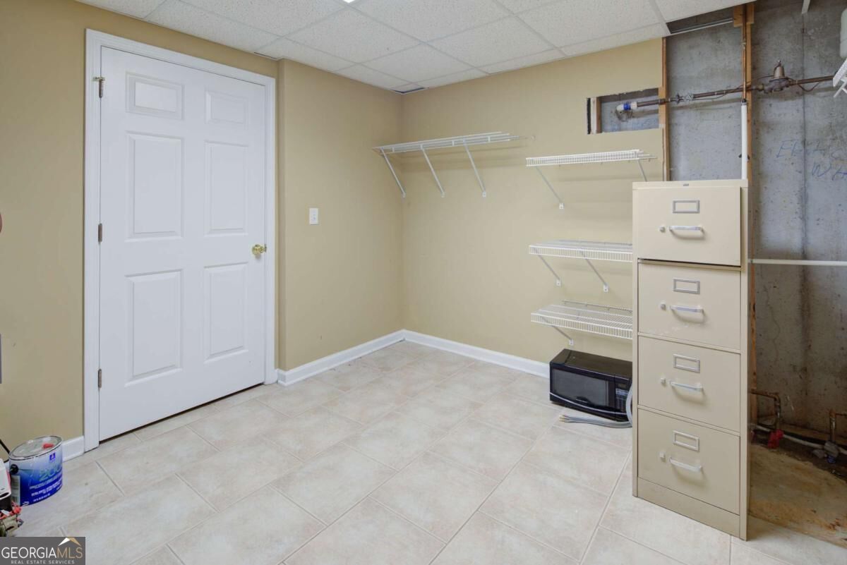7345 Bannister Road Property Photo 9