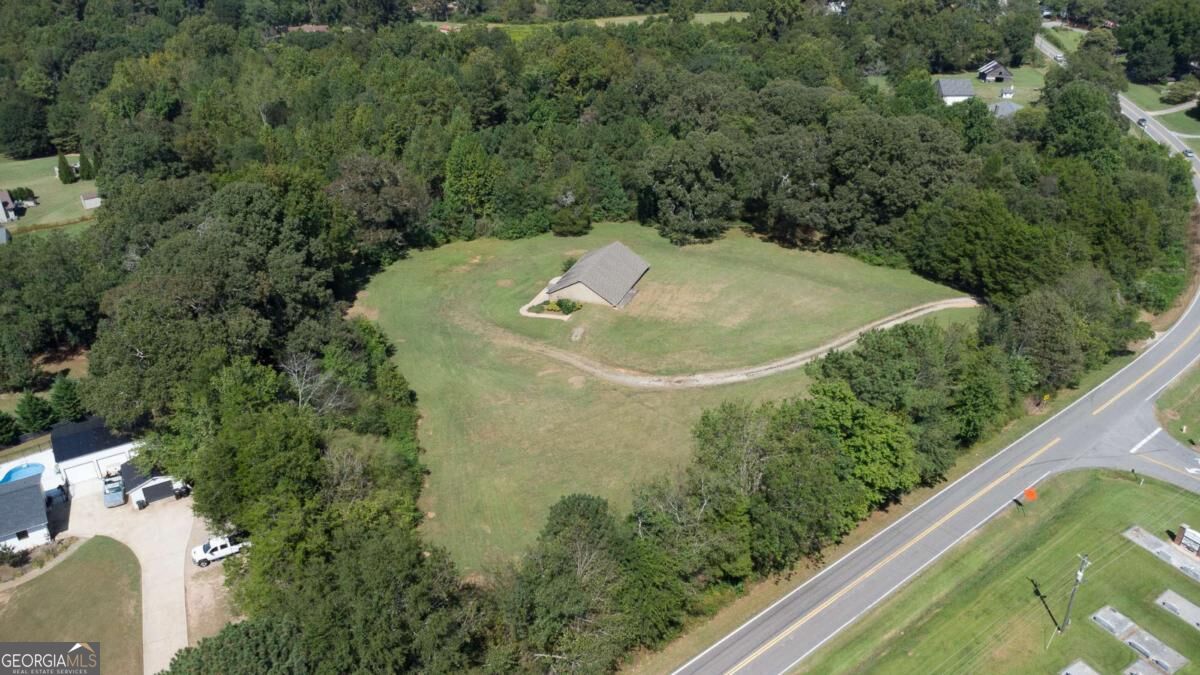 7345 Bannister Road Property Photo 15