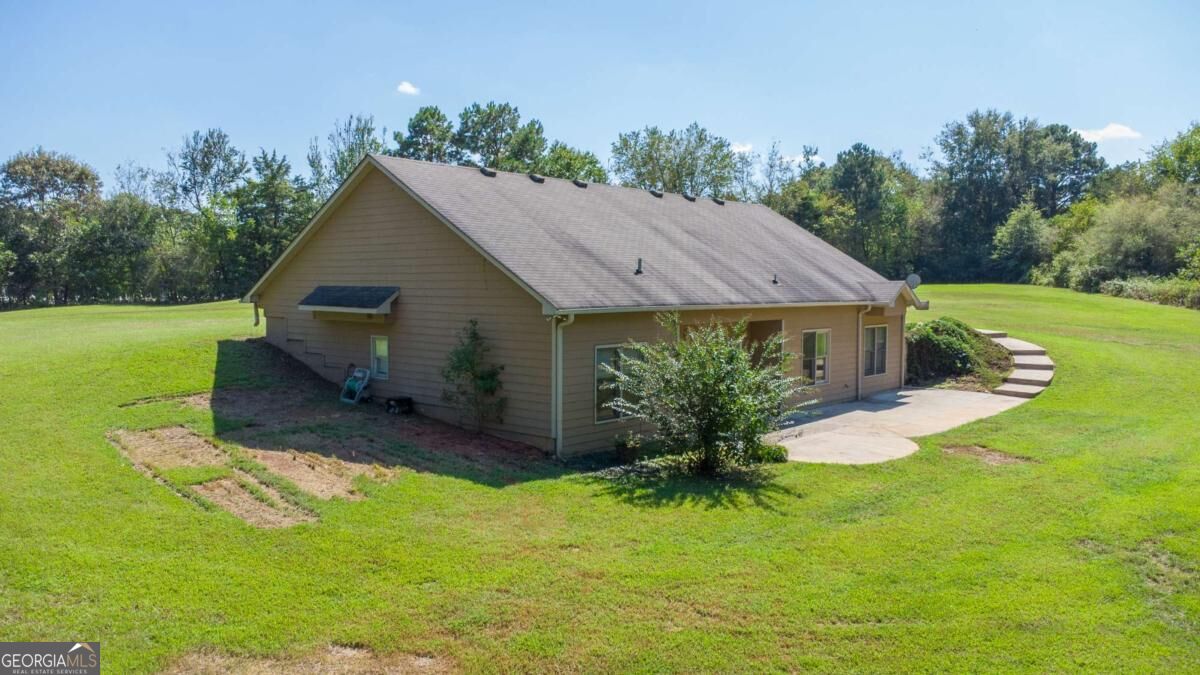 7345 Bannister Road Property Photo 19