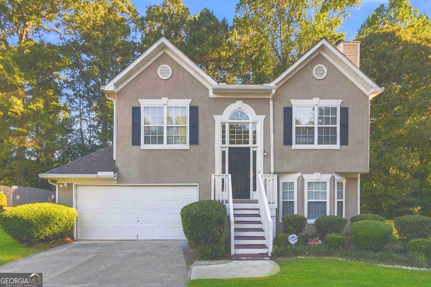 3060 Harvest Circle Property Photo 1