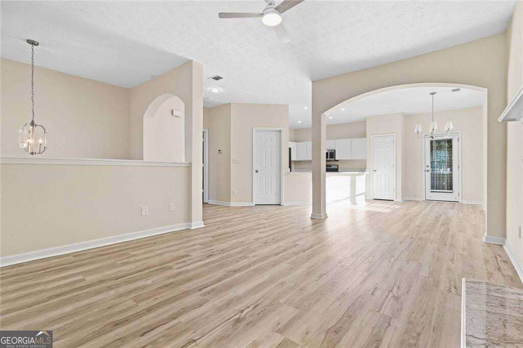 3060 Harvest Circle Property Photo 4