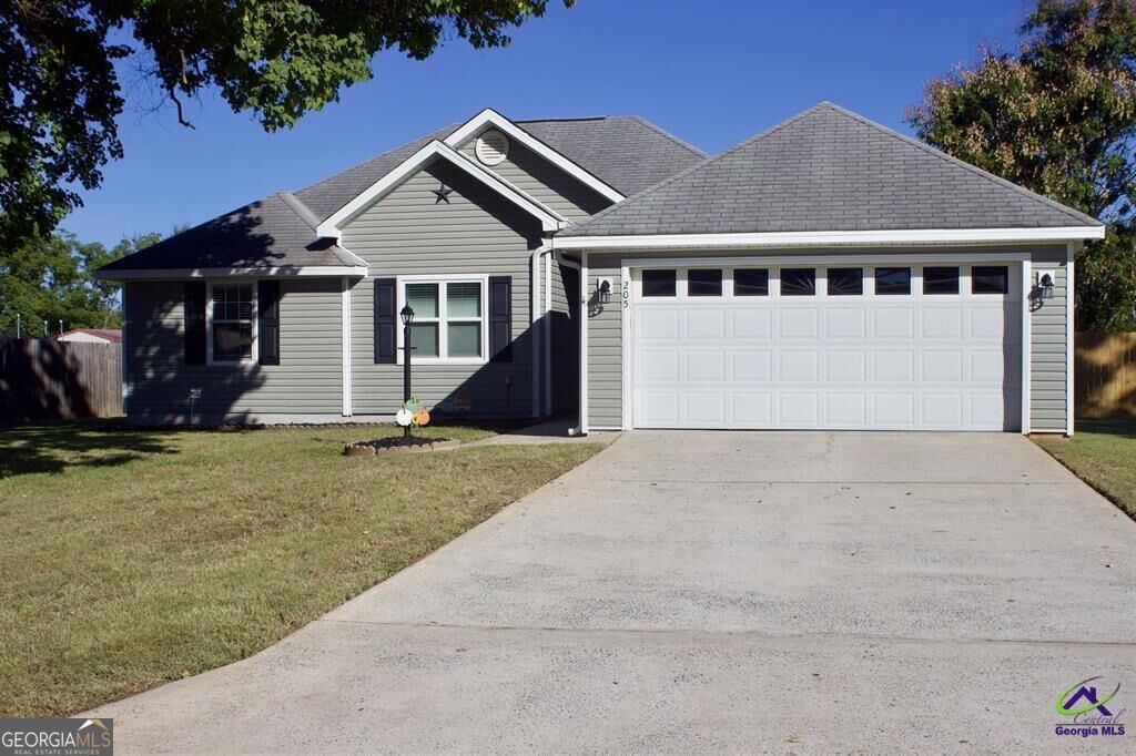 205 Butten Drive Property Photo 1