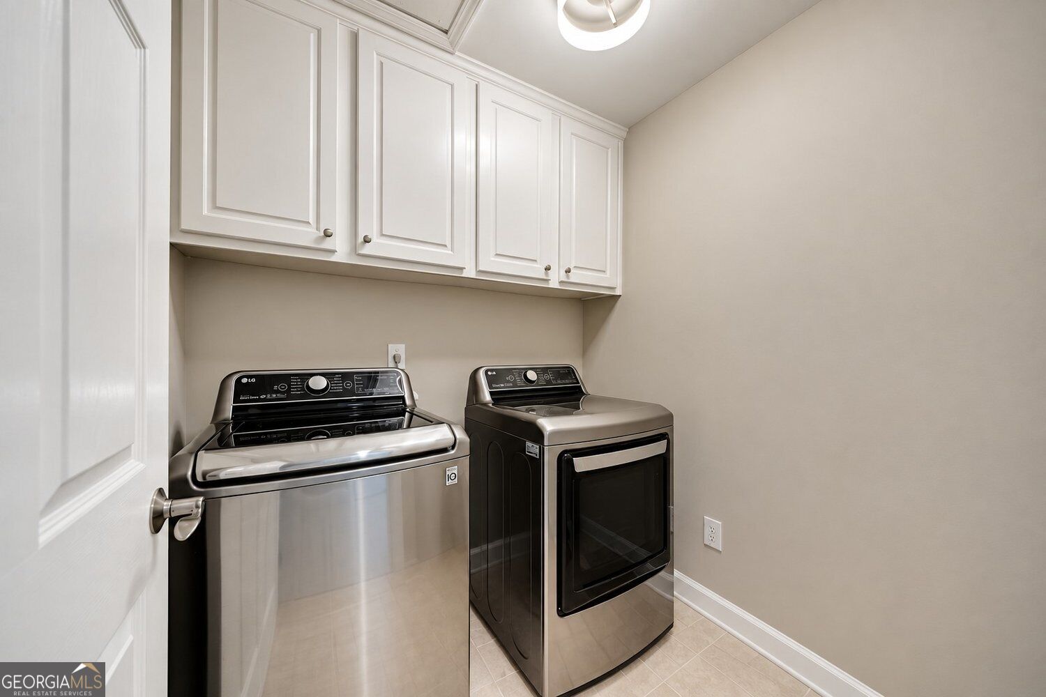 3090 Creek Falls Way Property Photo 40