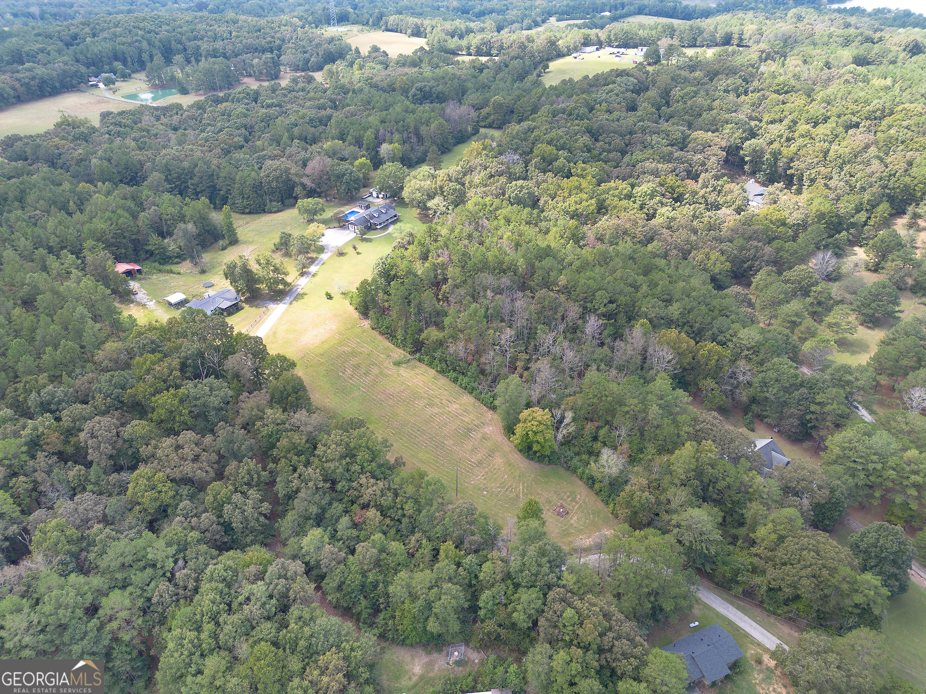 1328 Abrams Road Se Property Photo 7