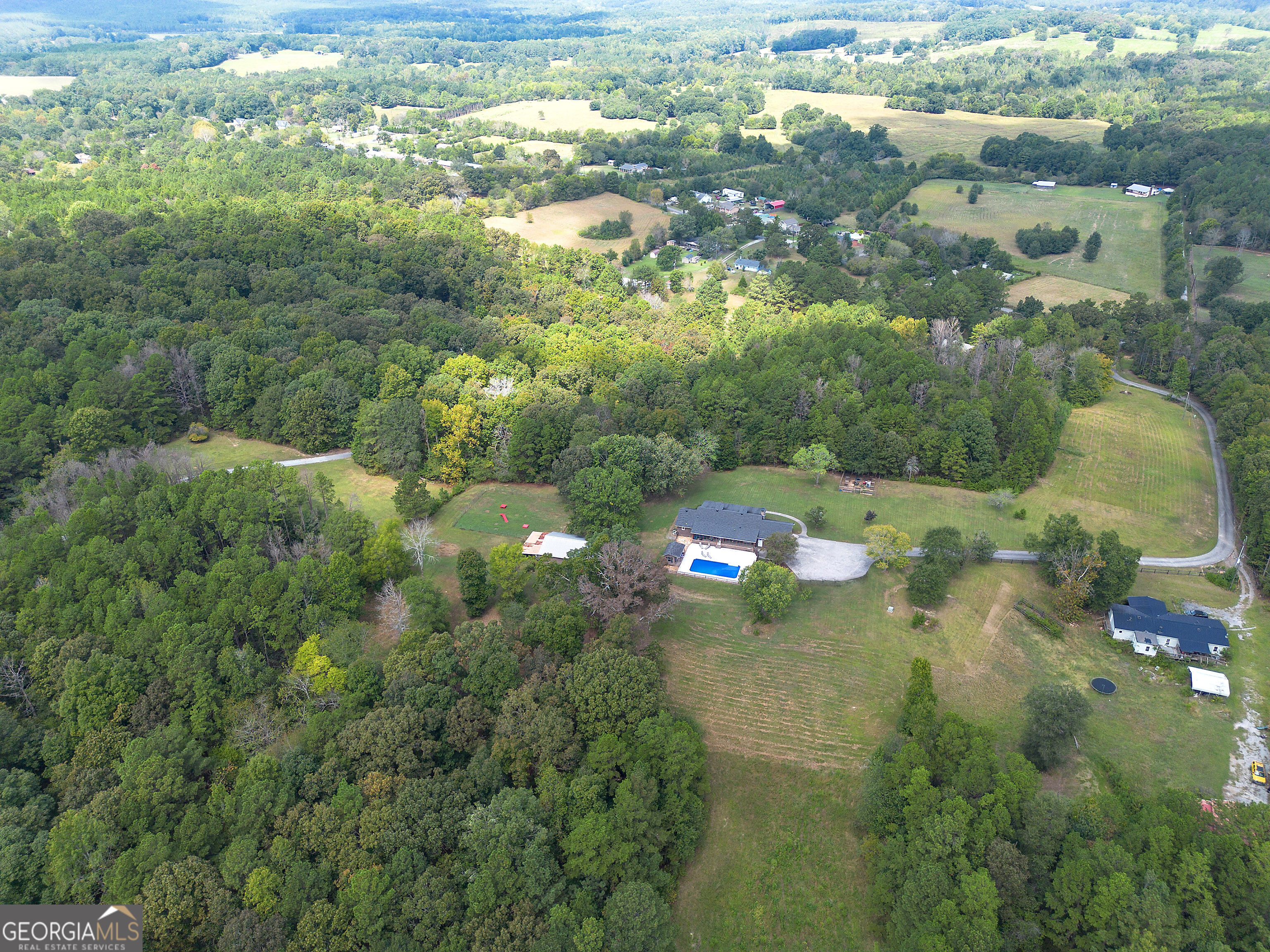 1328 Abrams Road Se Property Photo 9
