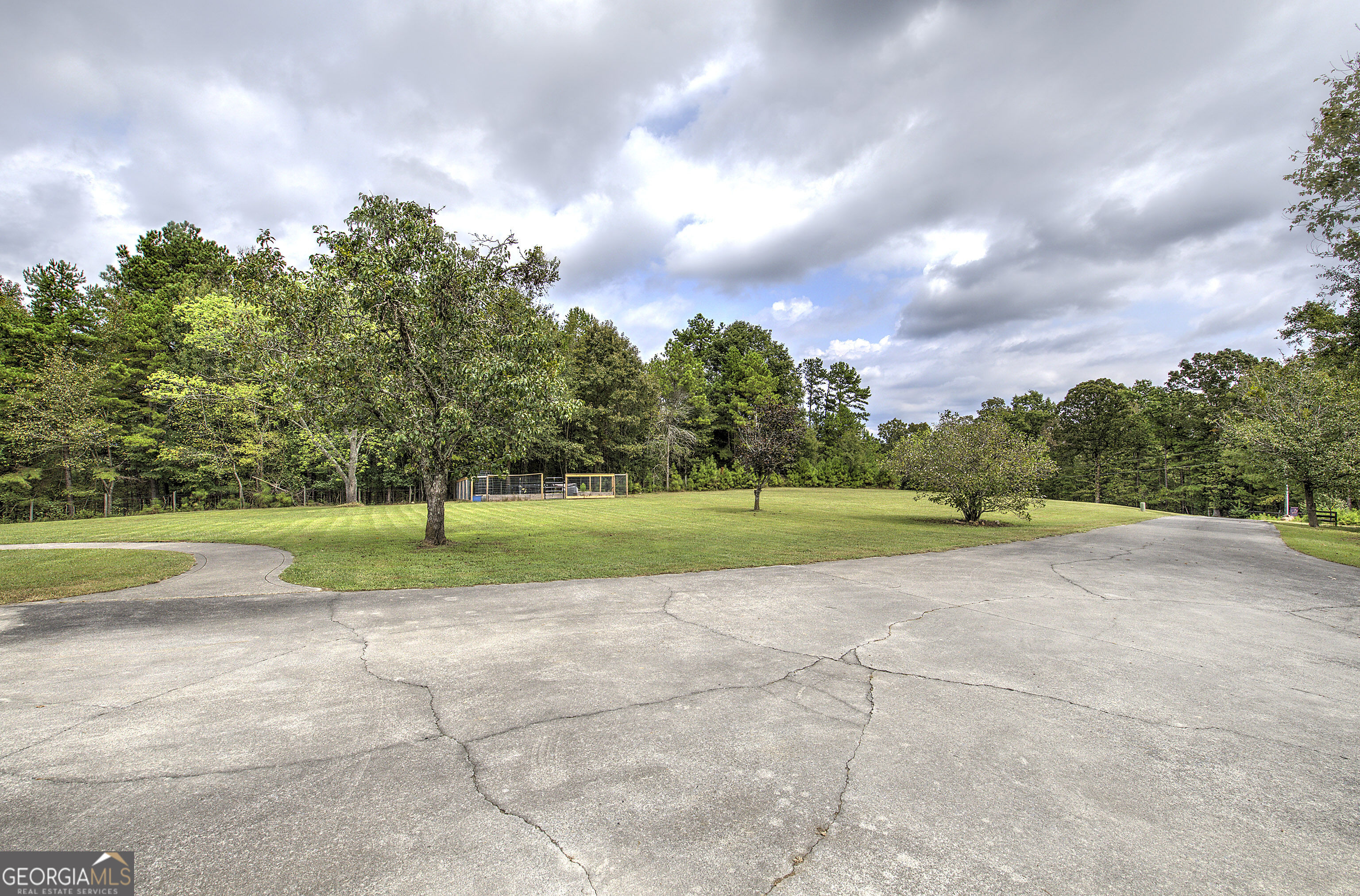 1328 Abrams Road Se Property Photo 24