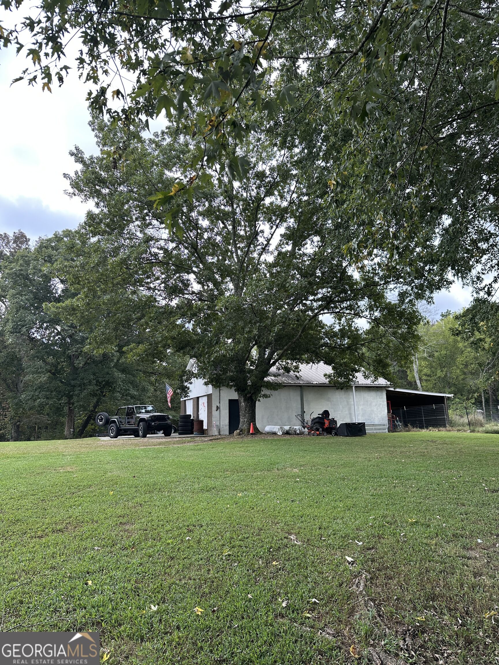 1328 Abrams Road Se Property Photo 38
