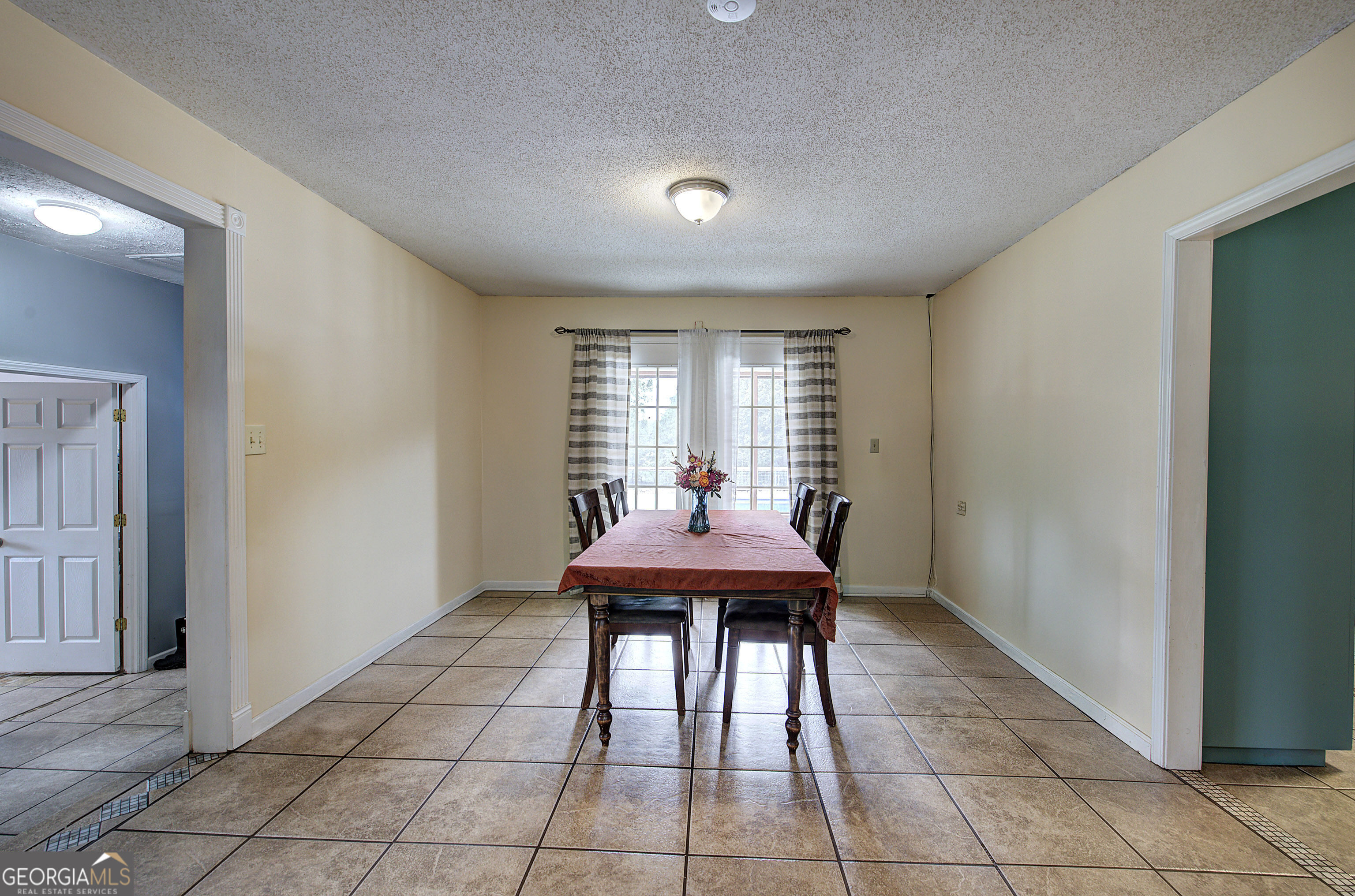 1328 Abrams Road Se Property Photo 56