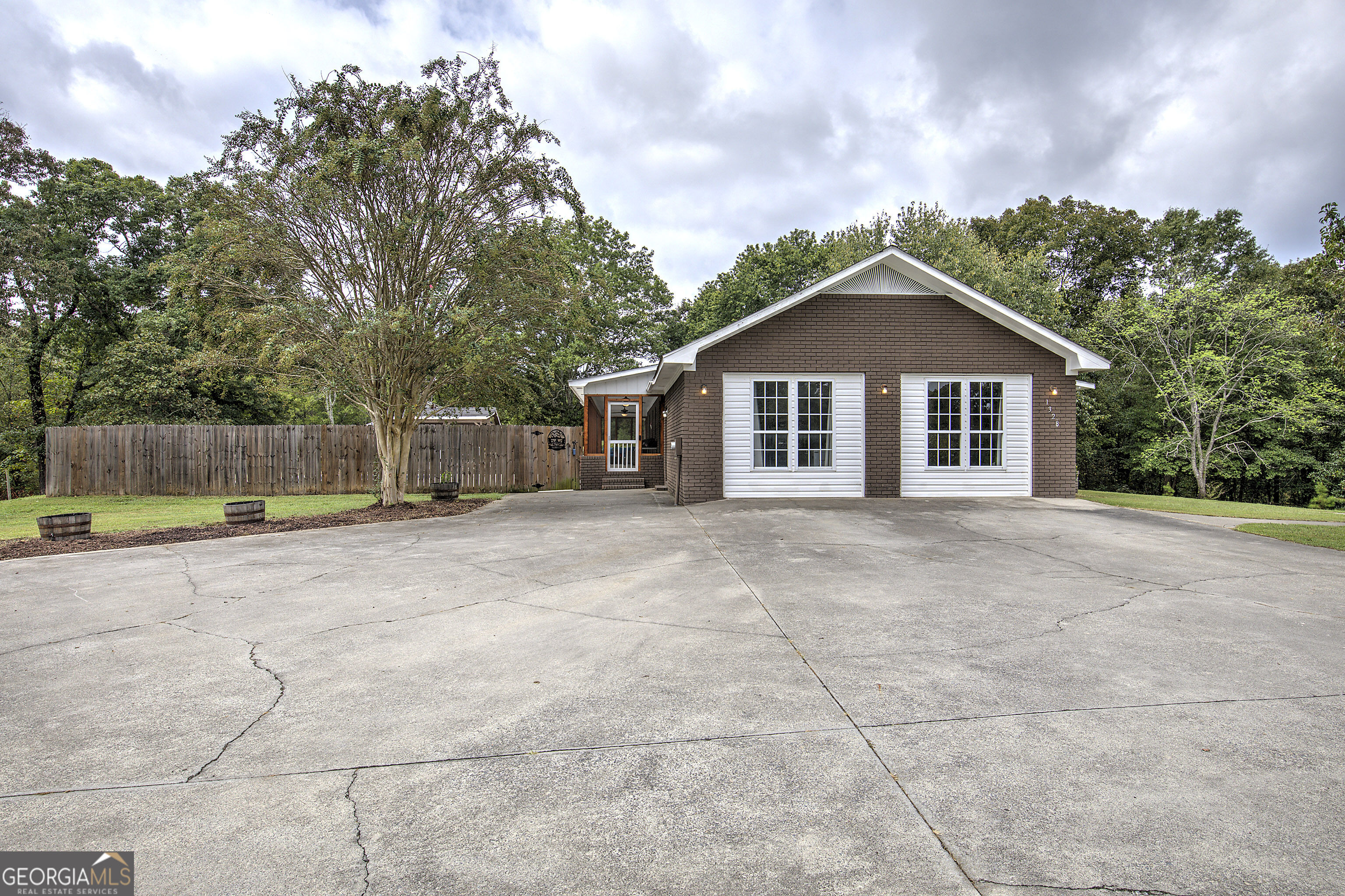1328 Abrams Road Se Property Photo 88