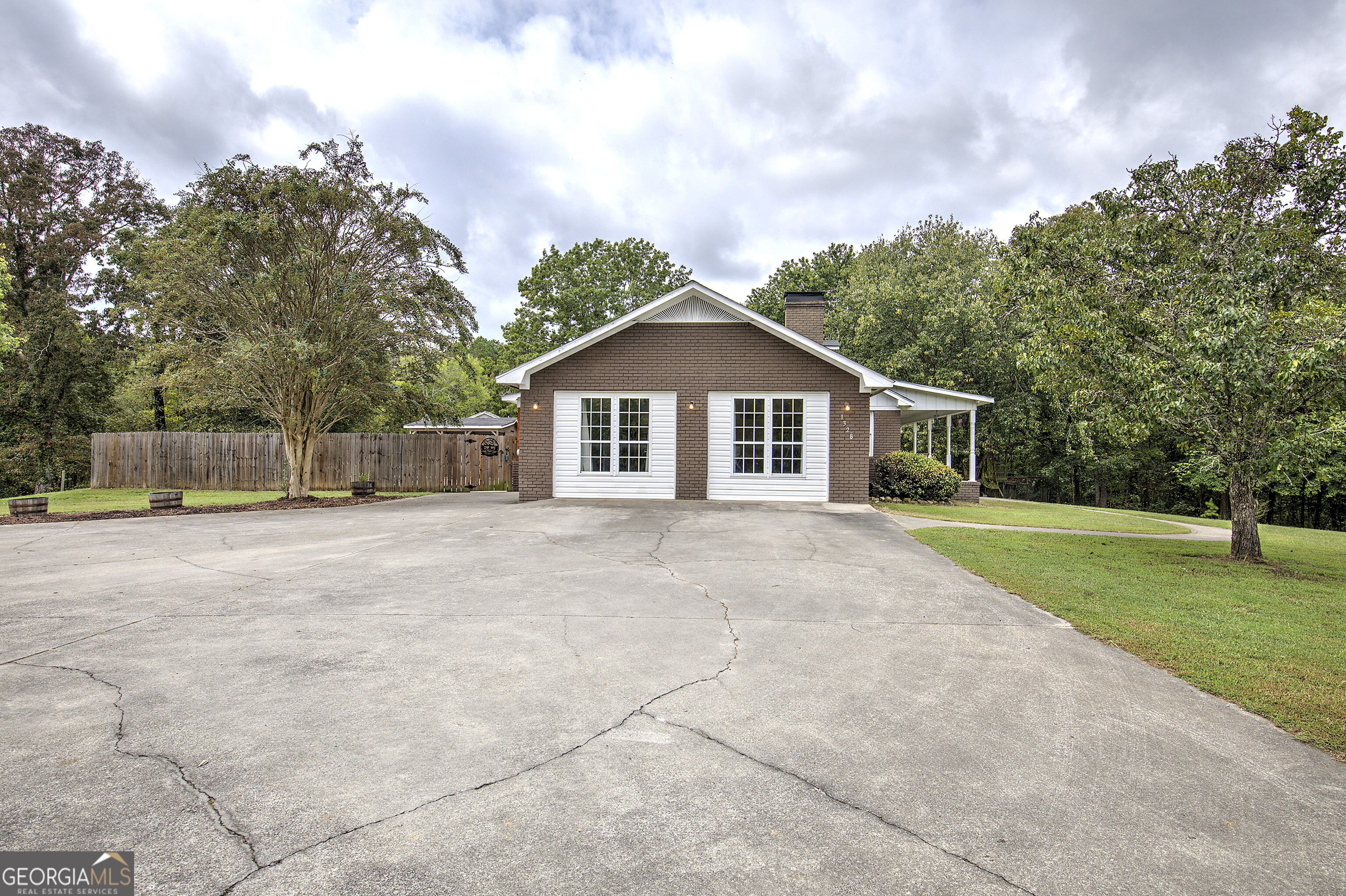 1328 Abrams Road Se Property Photo 89